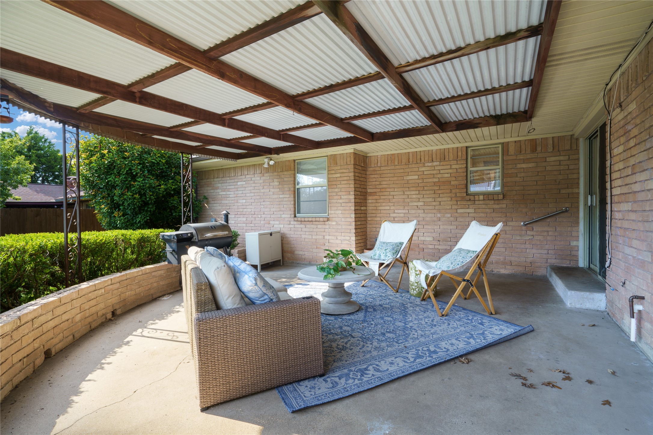 8318 Londonderry Lane