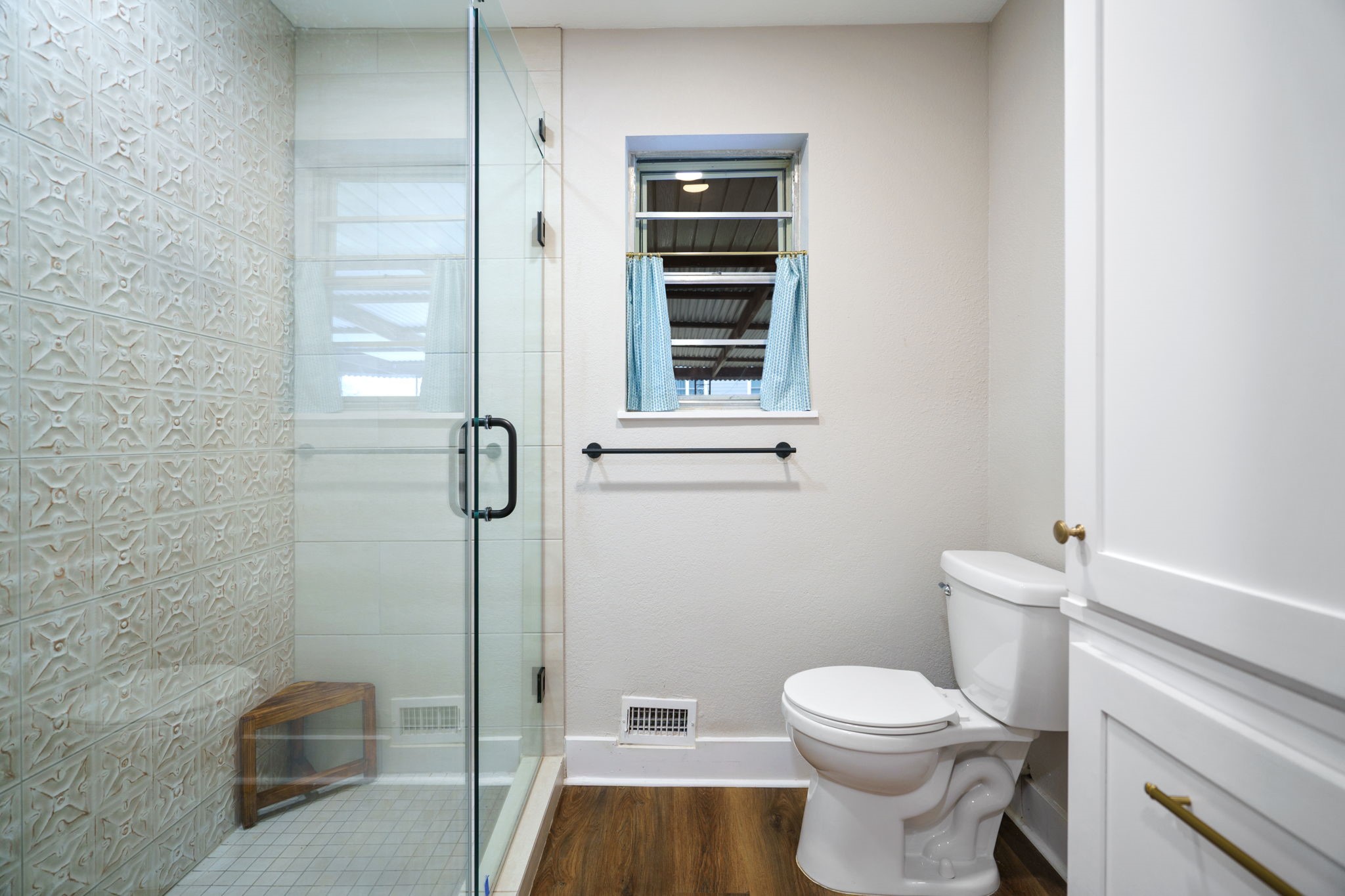 8318 Londonderry Lane