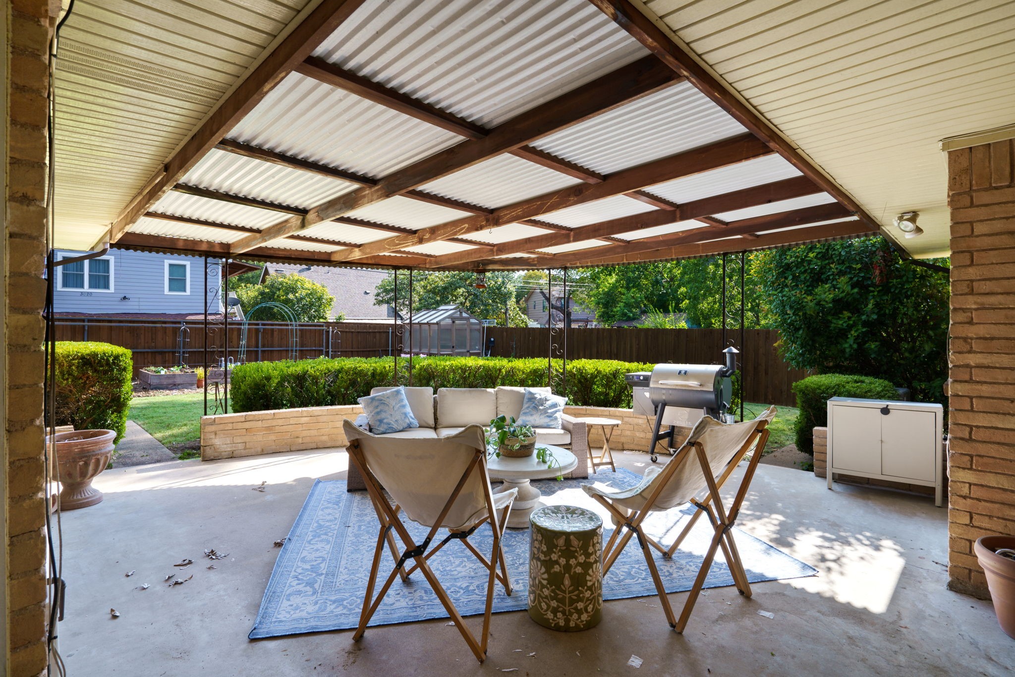 8318 Londonderry Lane