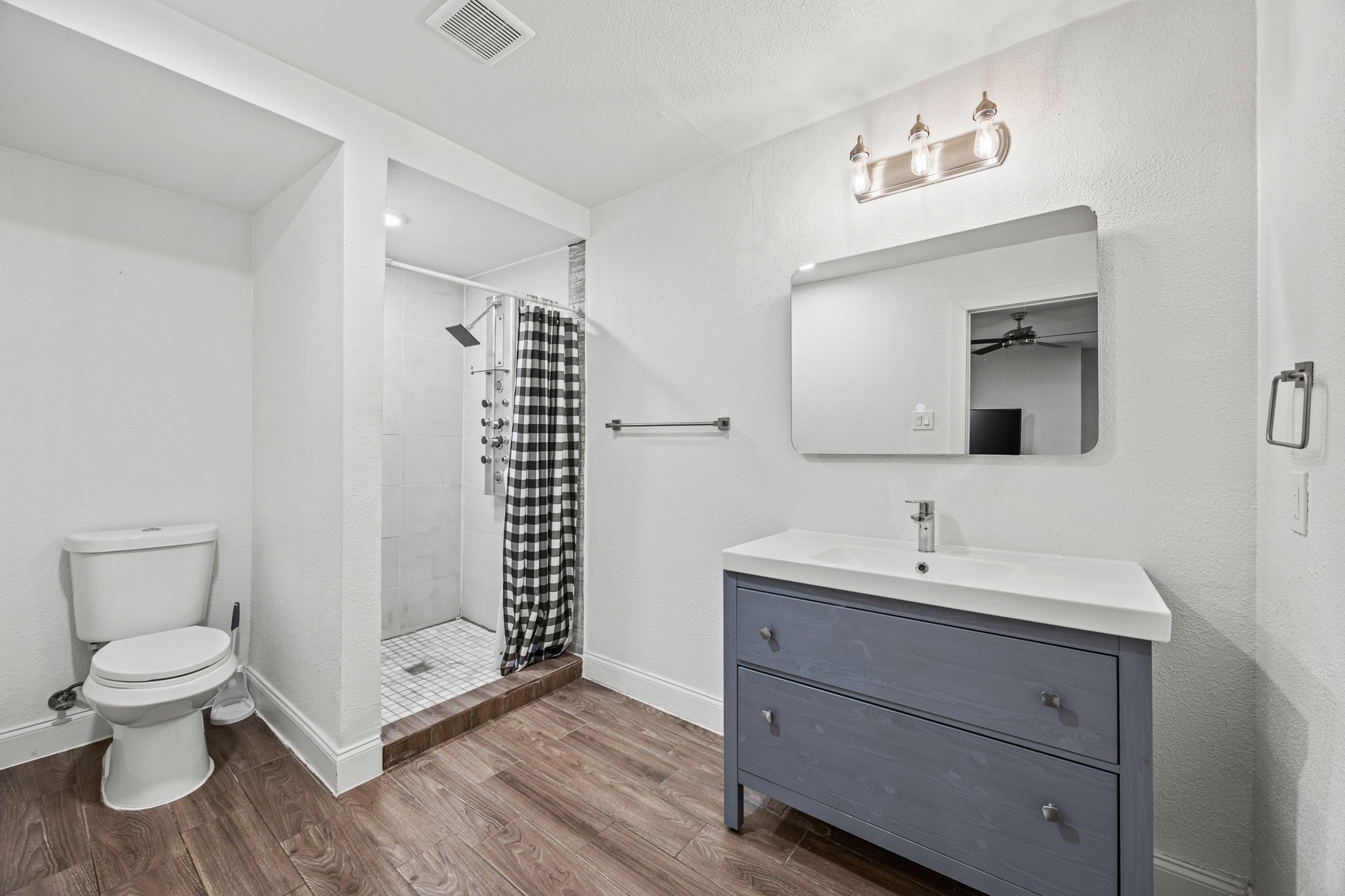 12935 Chandler Drive