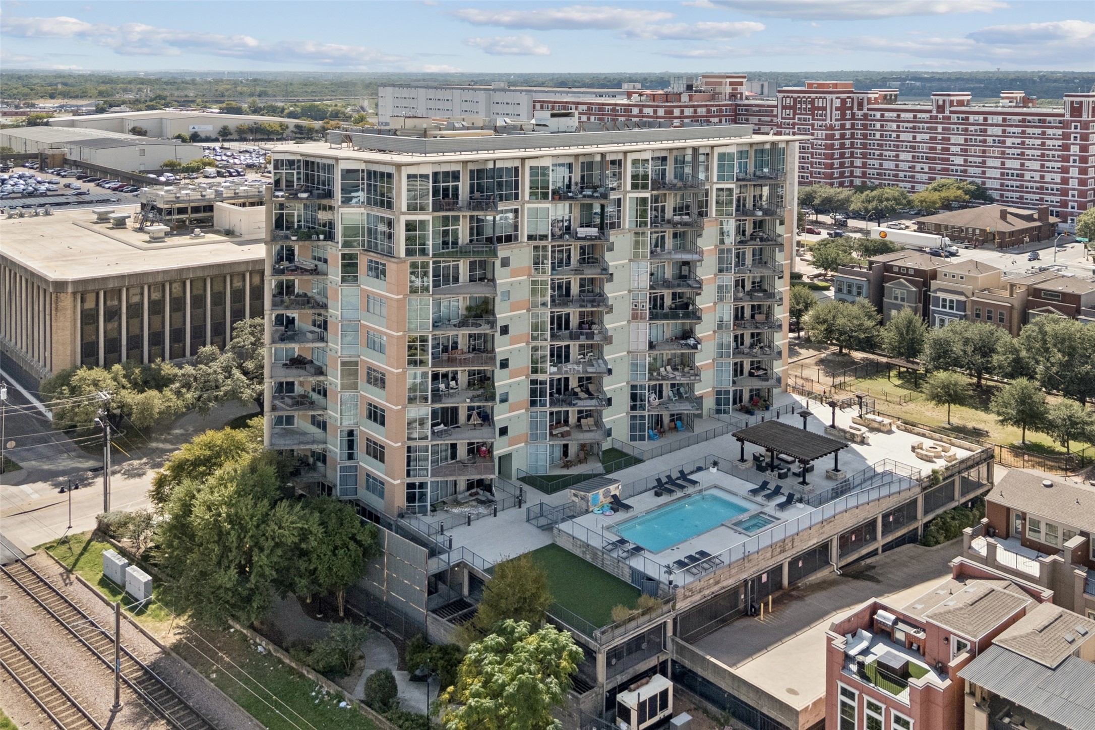 1001 Belleview Street 303