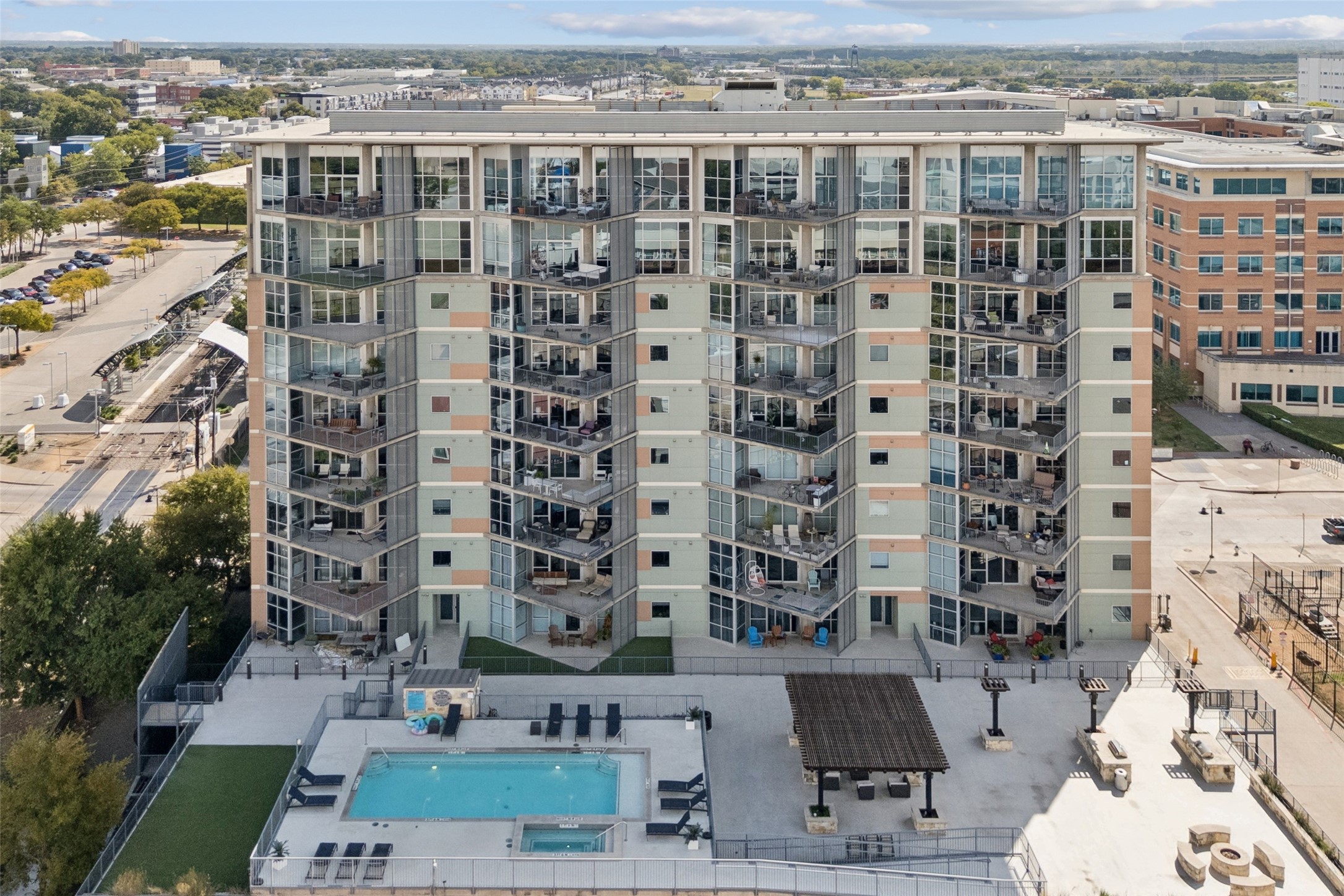 1001 Belleview Street 303