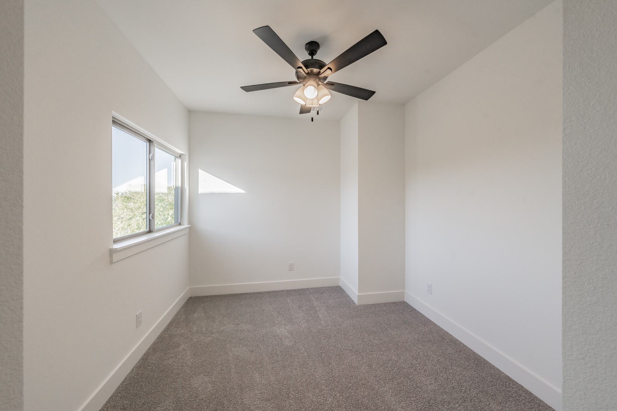 1224 Elva Warren Street