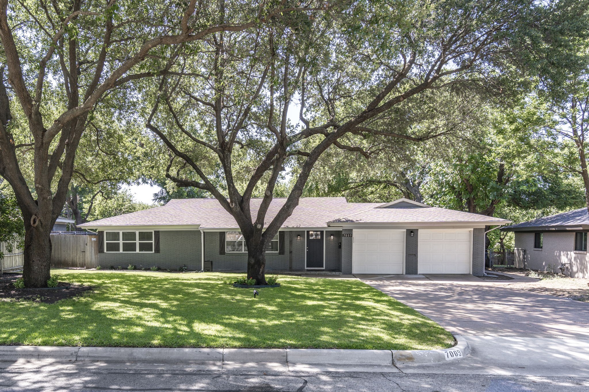 7009 Willis Avenue