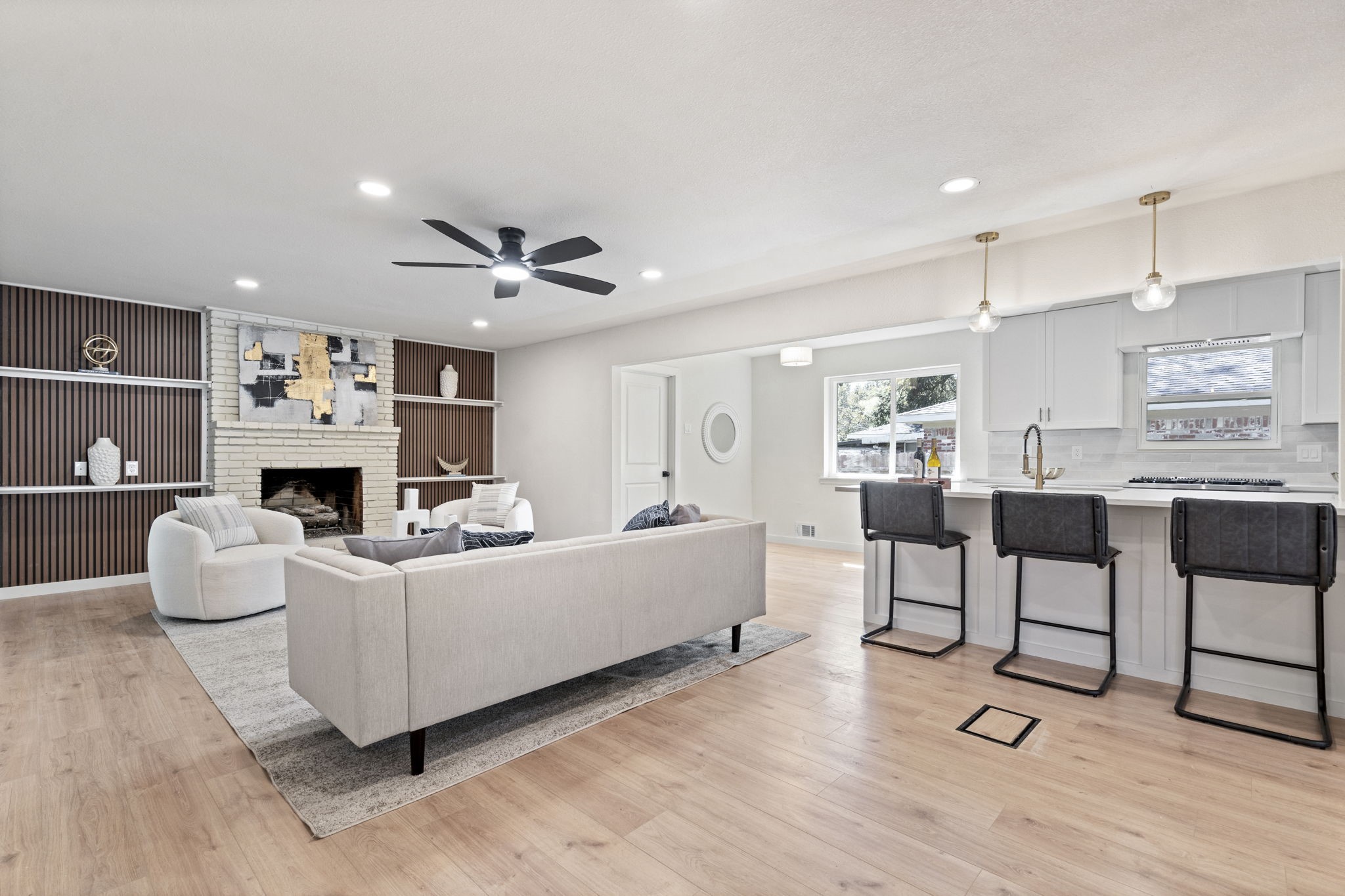 5118 Breakwood Drive