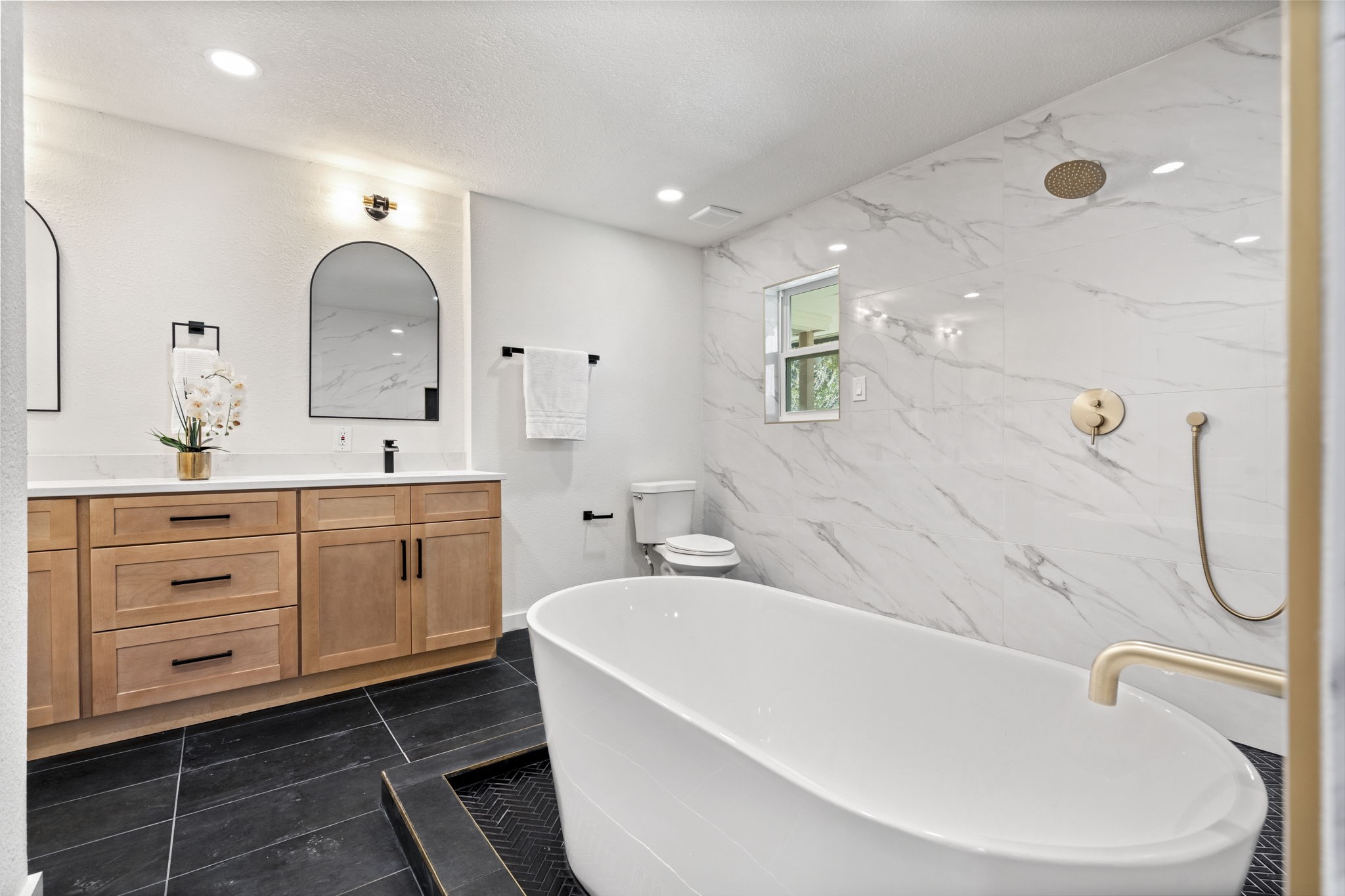 5118 Breakwood Drive