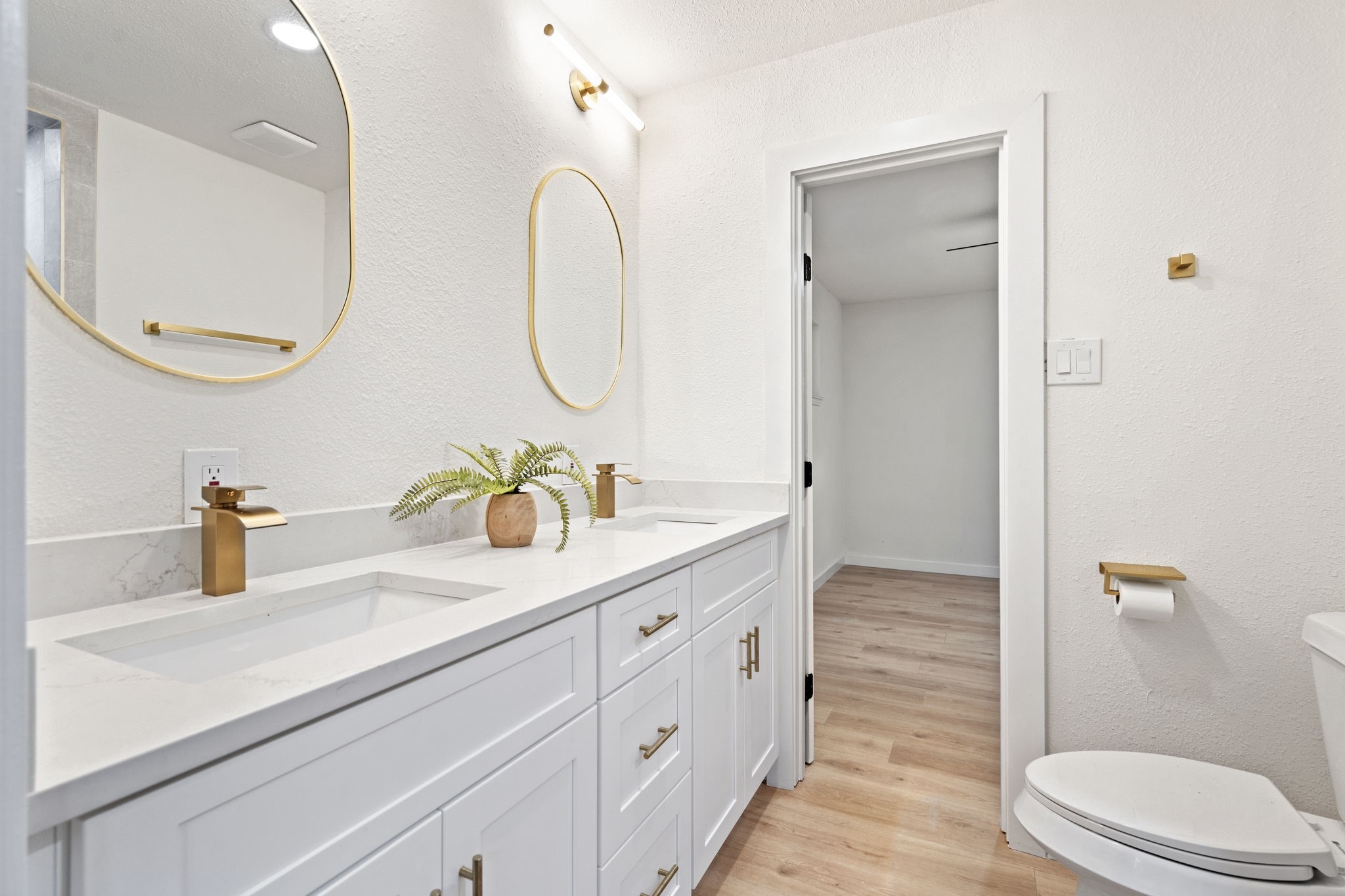 5118 Breakwood Drive