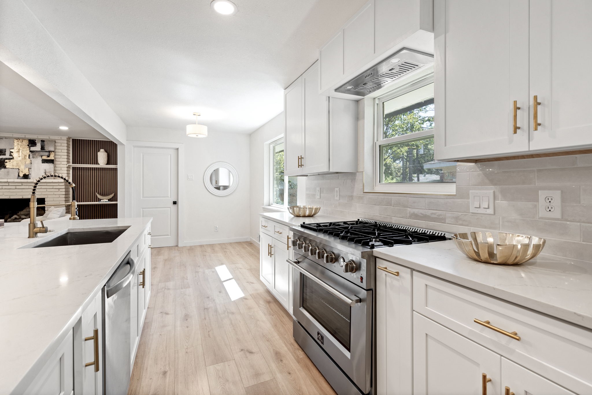 5118 Breakwood Drive