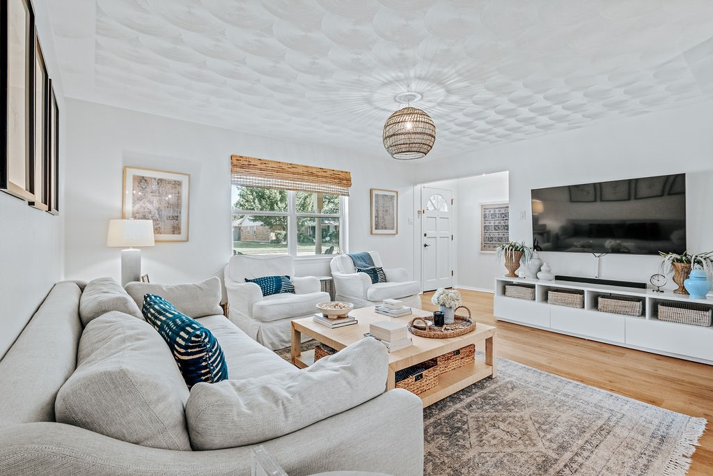 10642 Mapleridge Drive