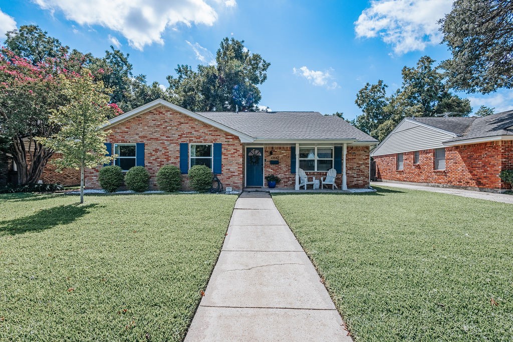 10642 Mapleridge Drive