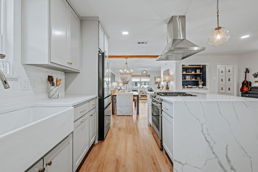 10642 Mapleridge Drive