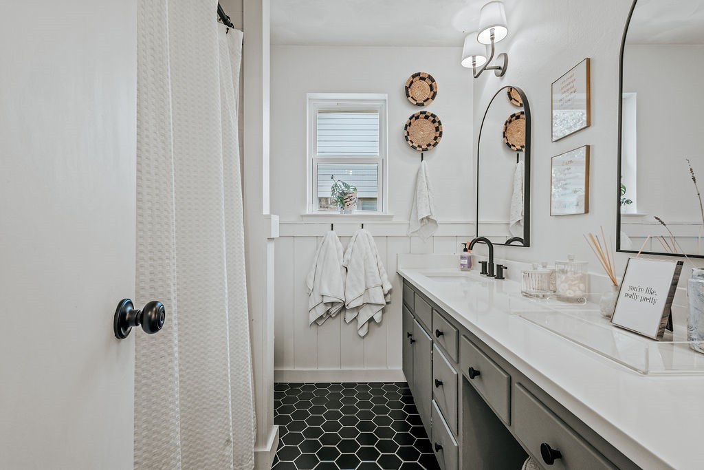 10642 Mapleridge Drive