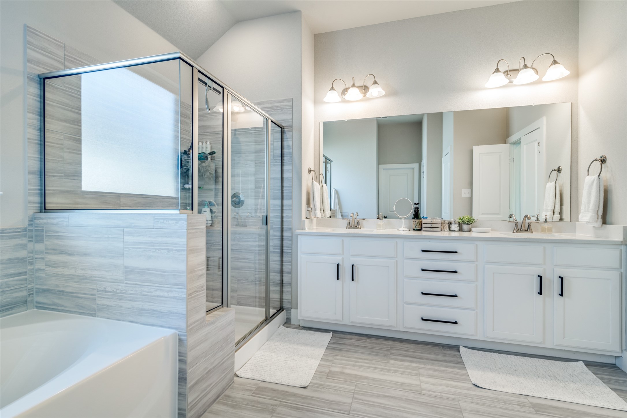 1713 Everglades Drive