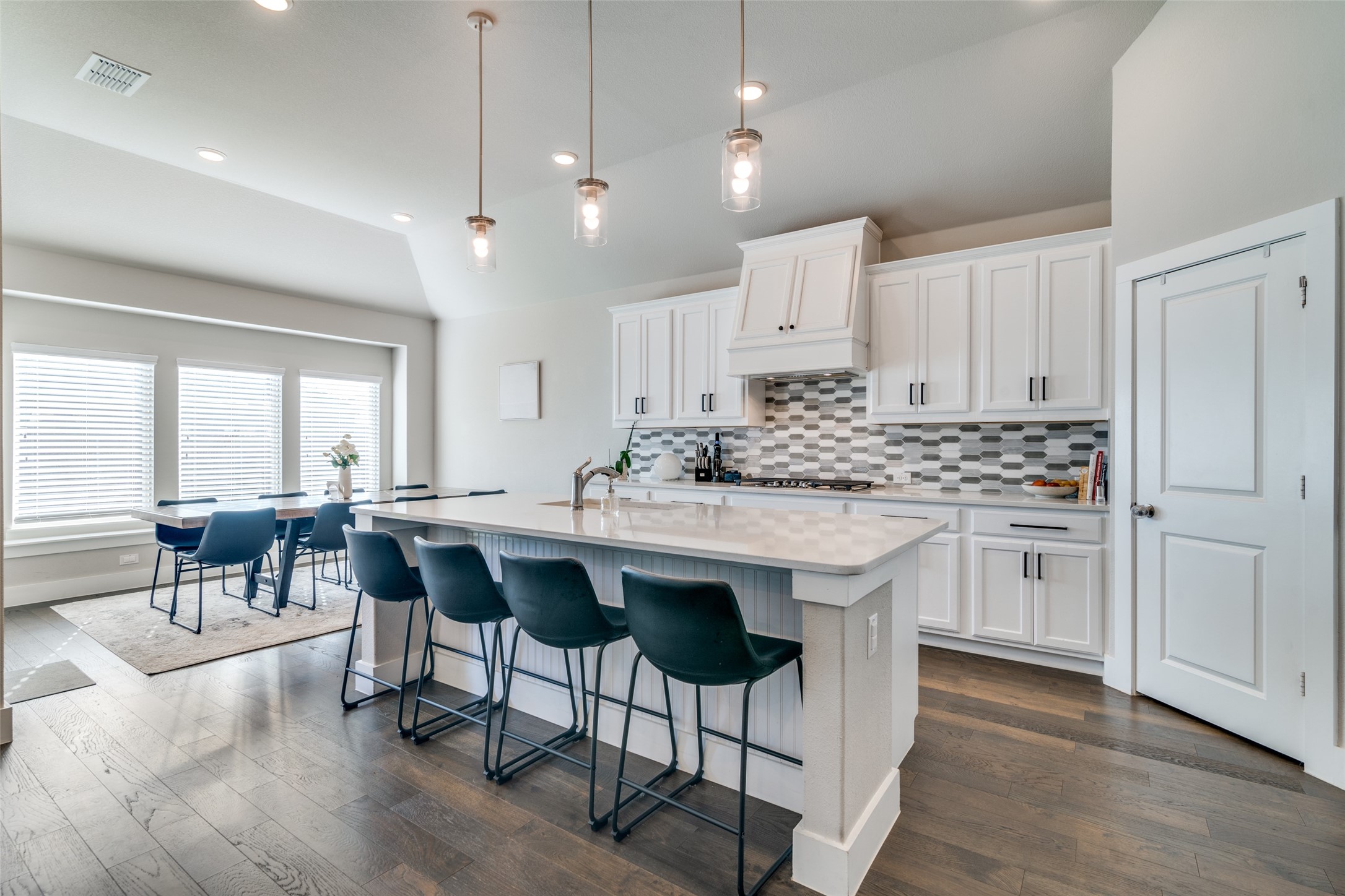 1713 Everglades Drive