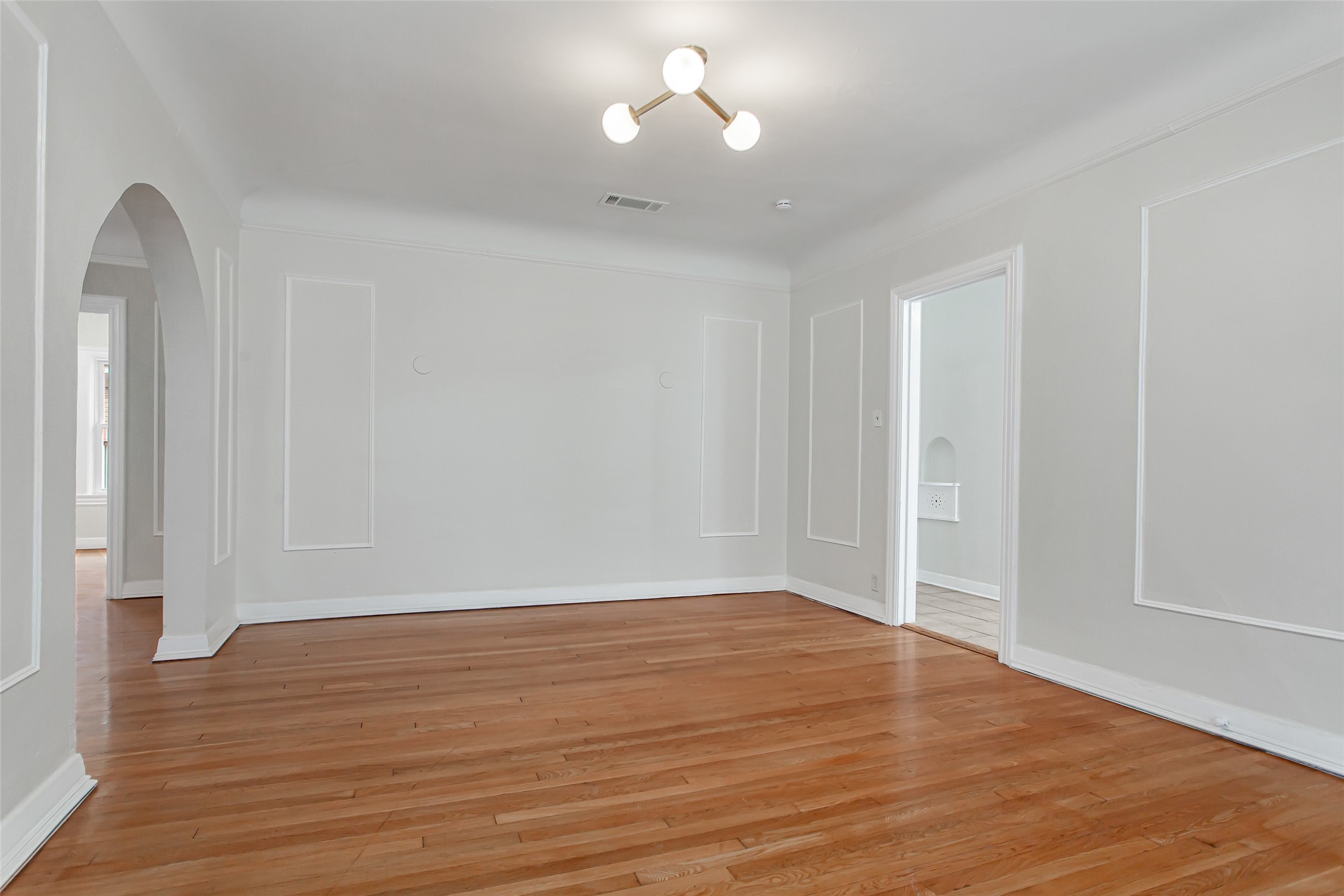 4204 Prescott Avenue 2