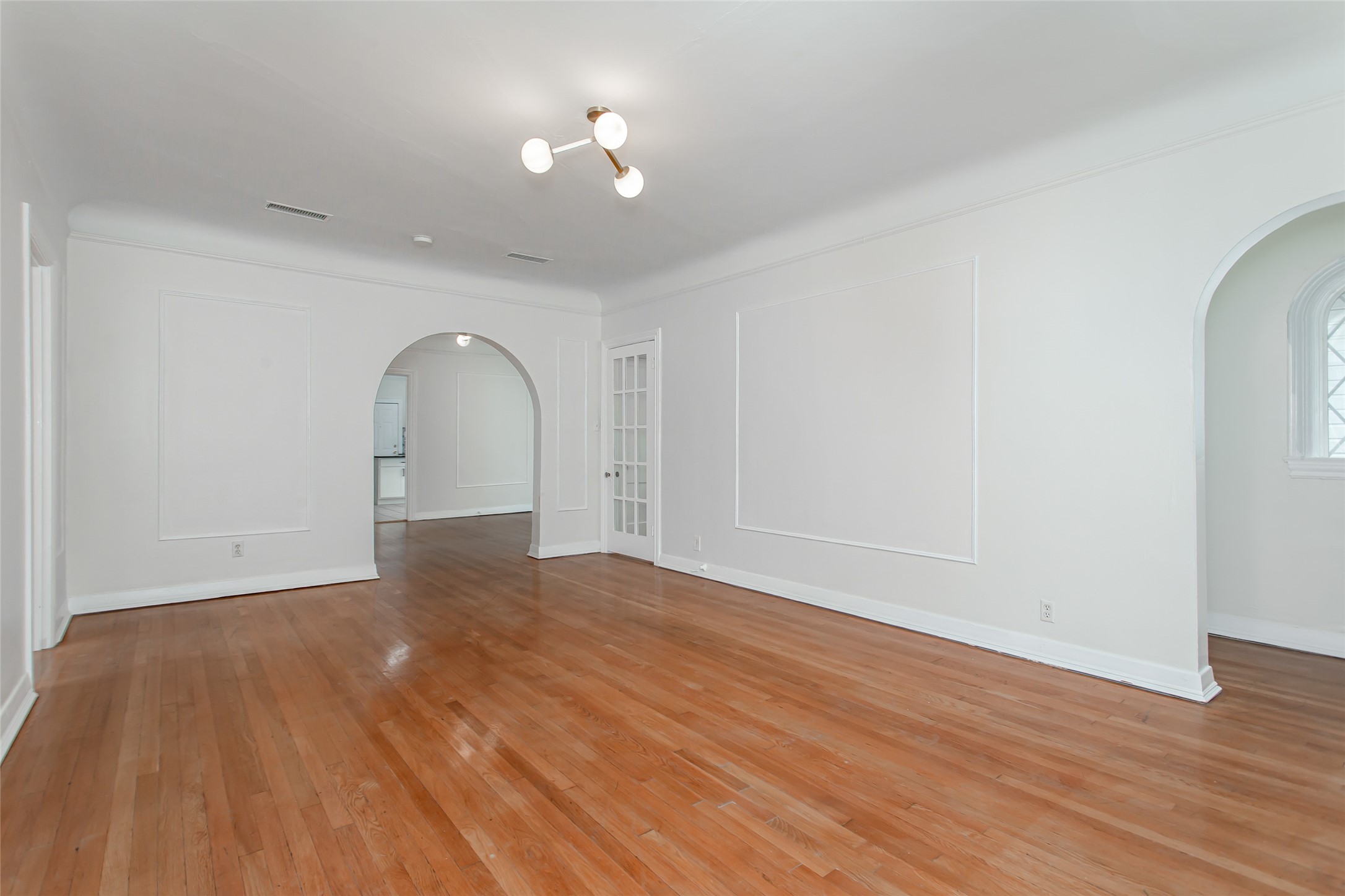 4204 Prescott Avenue 2