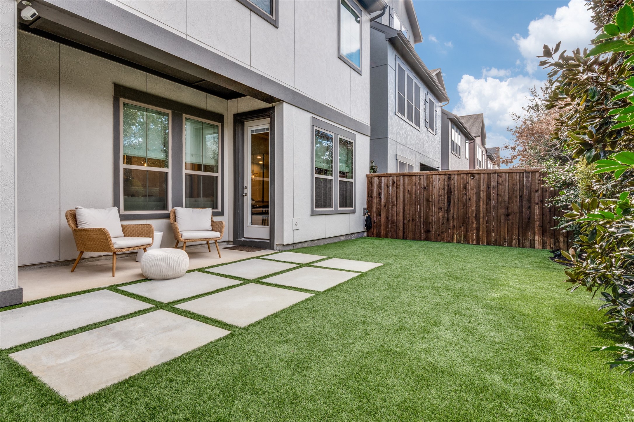 7047 Mistflower Lane