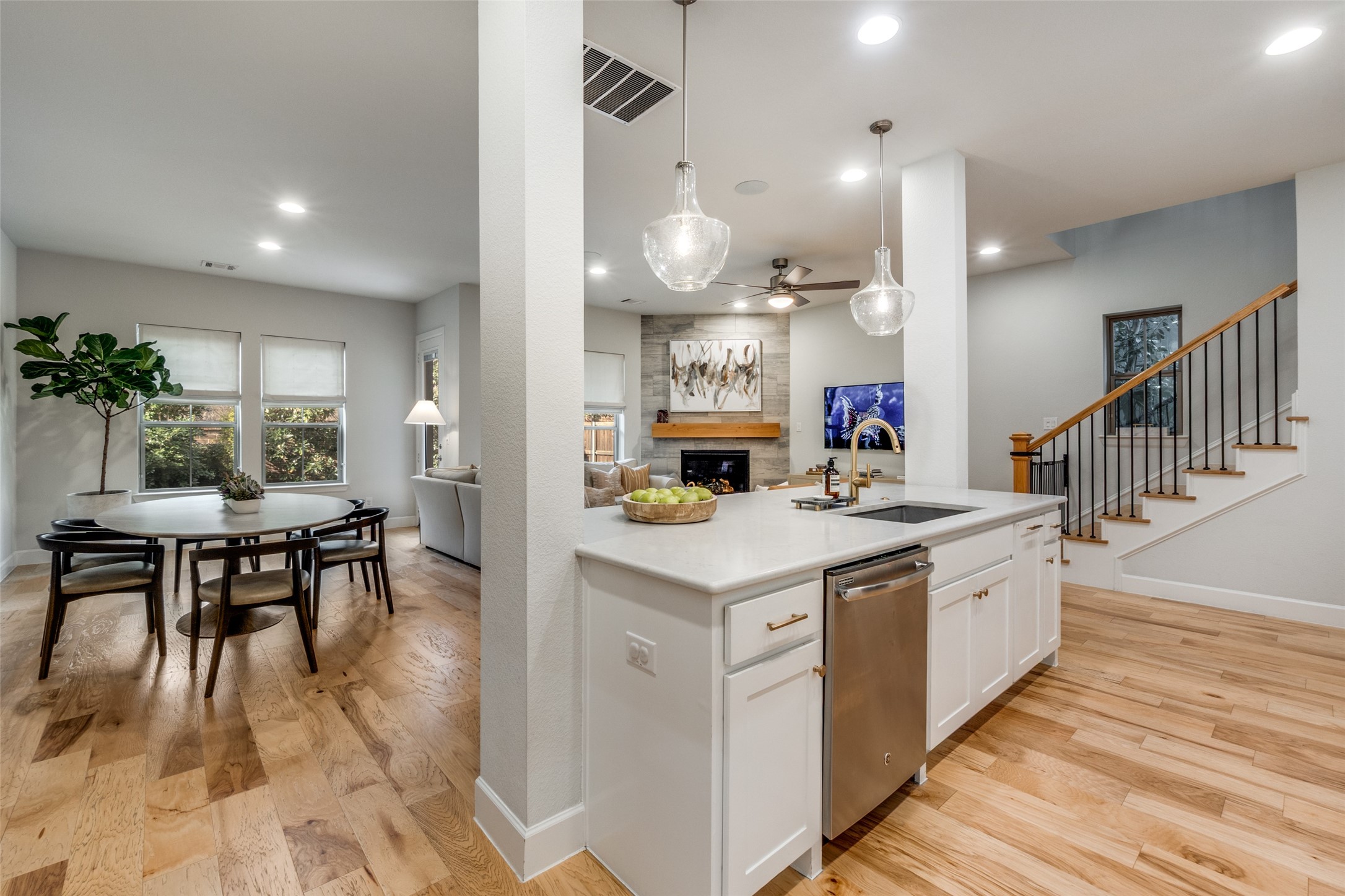 7047 Mistflower Lane