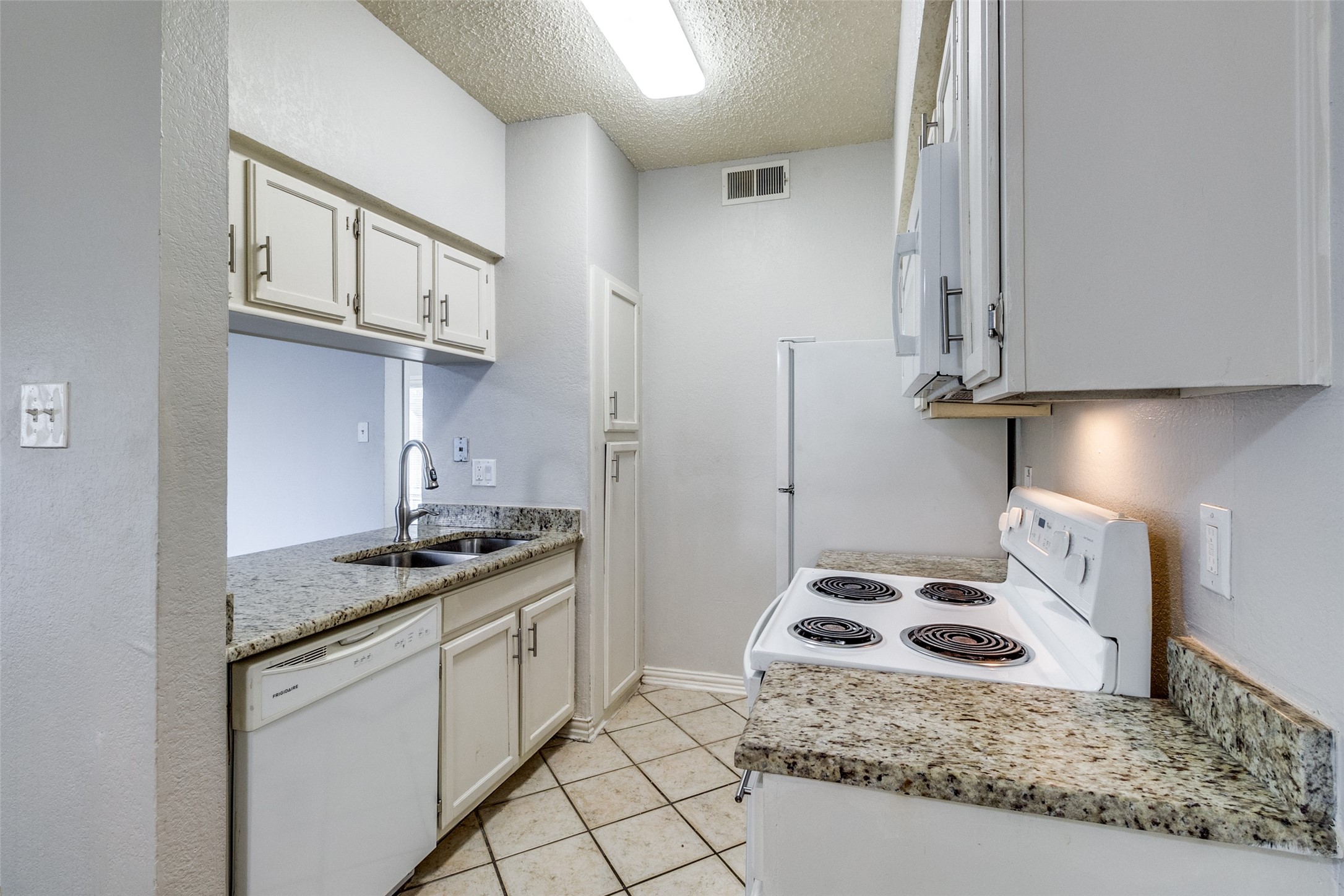 9747 Whitehurst Drive 150