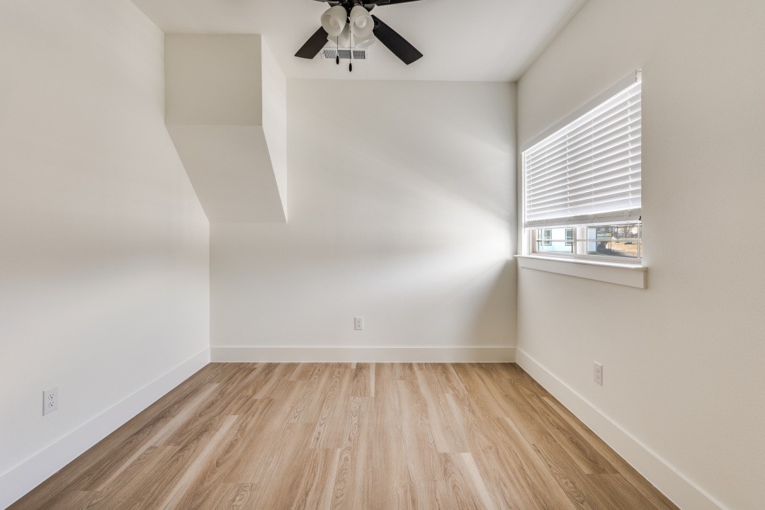 1224 Elva Warren Street