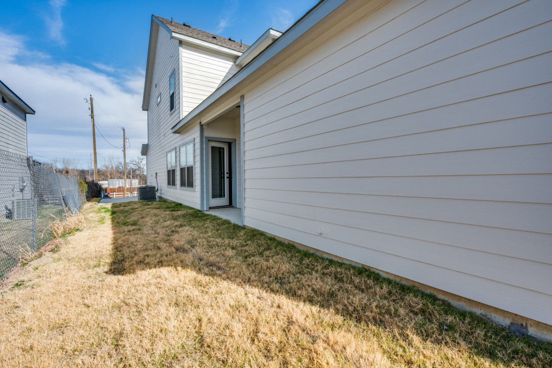 1224 Elva Warren Street