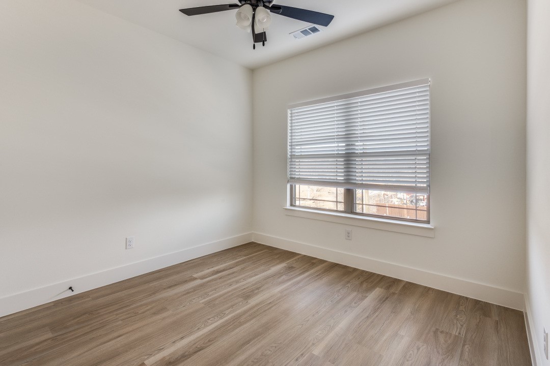 1224 Elva Warren Street