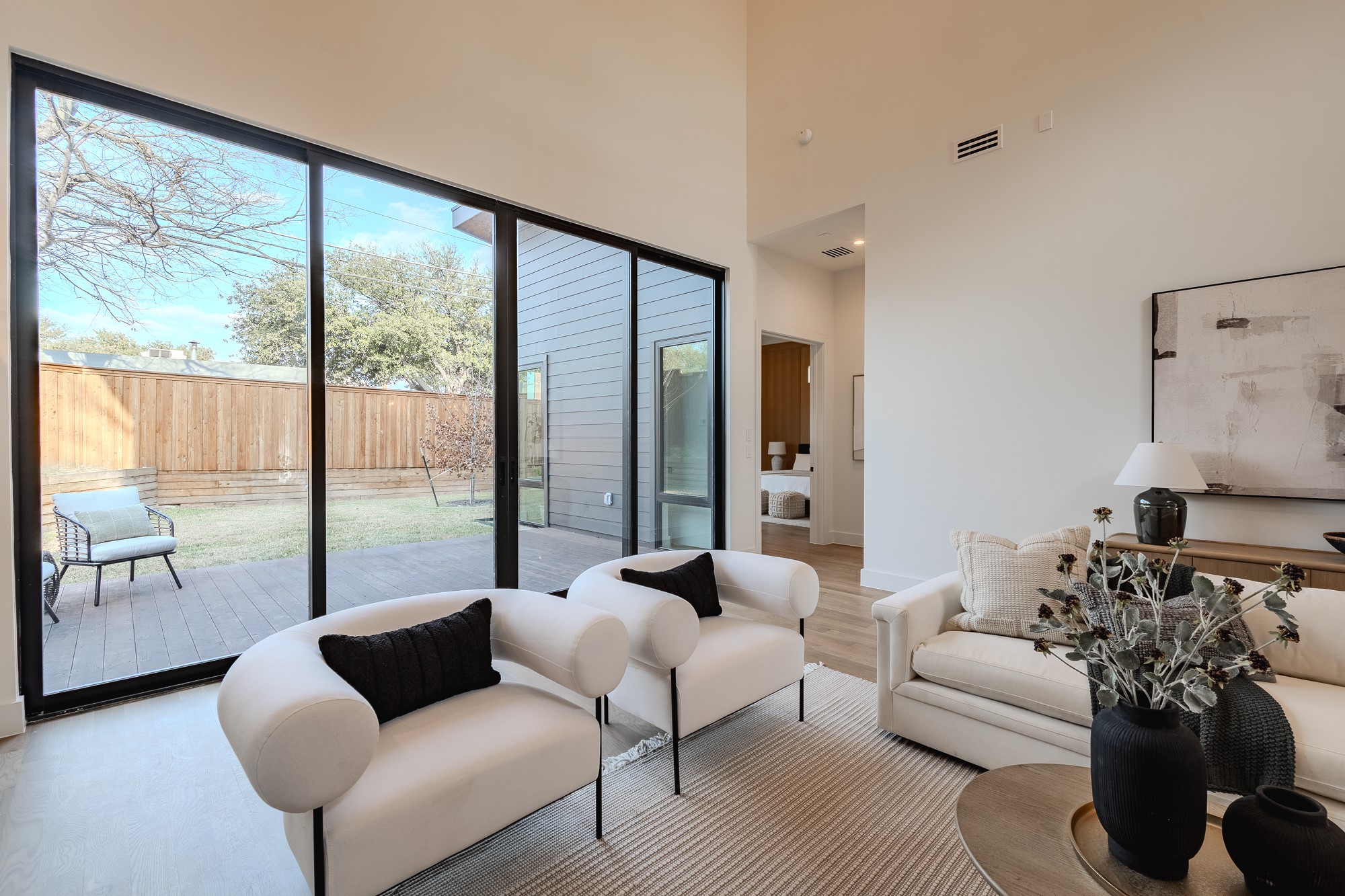 7319 Casa Loma Avenue