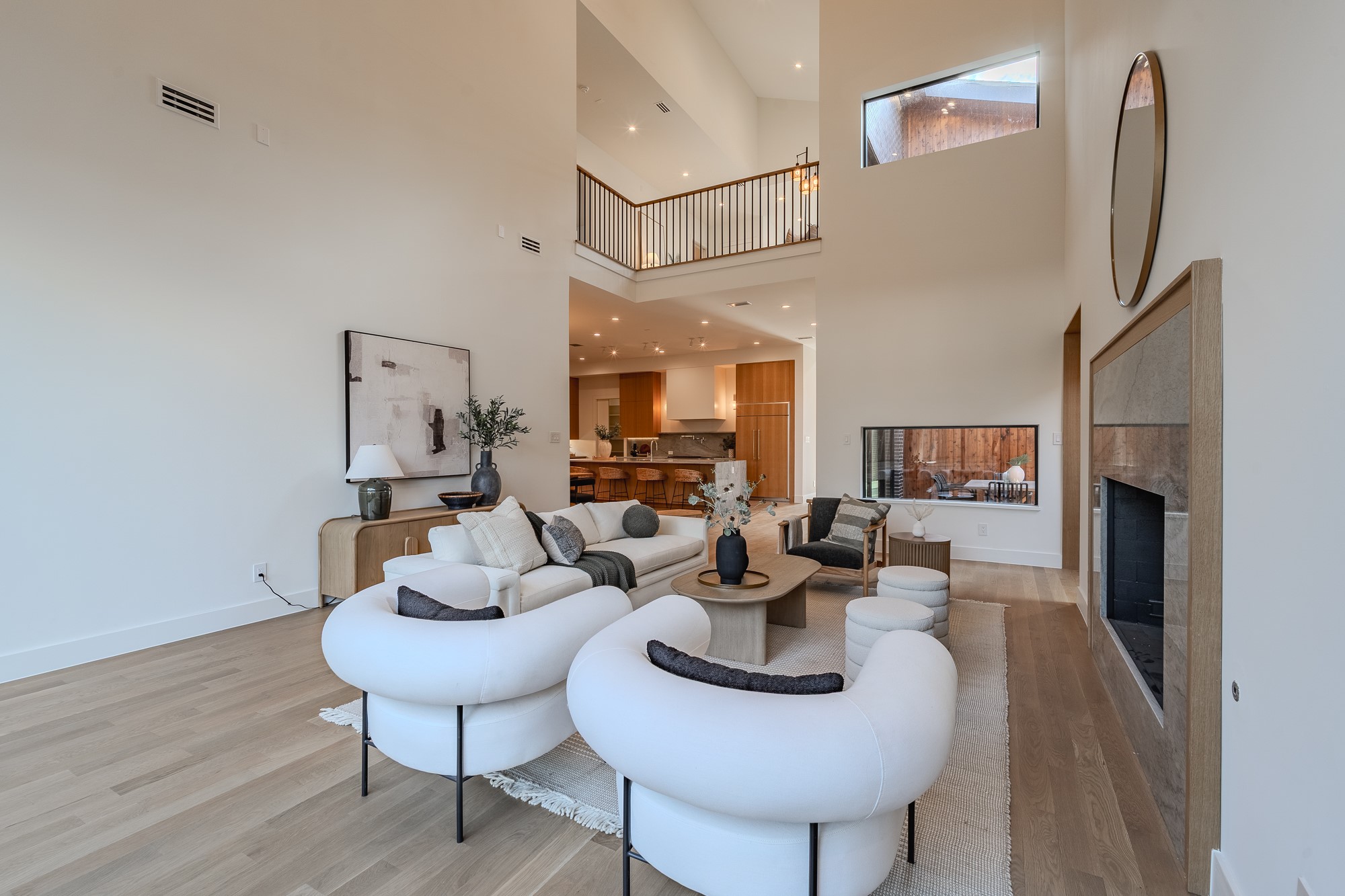 7319 Casa Loma Avenue