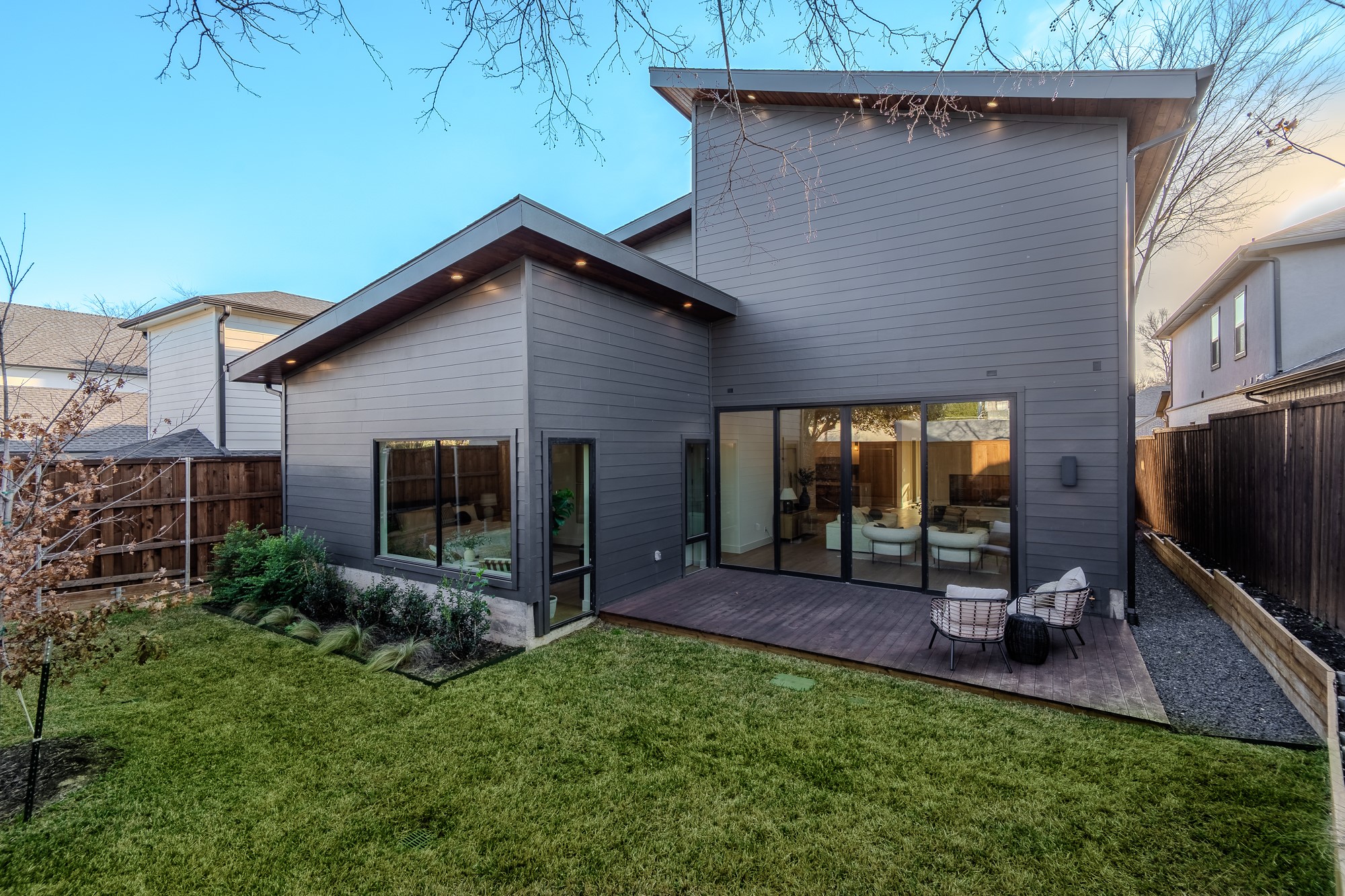 7319 Casa Loma Avenue