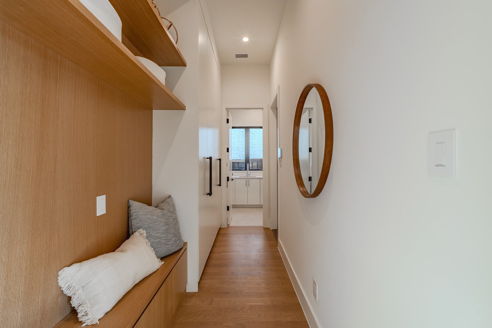 7319 Casa Loma Avenue