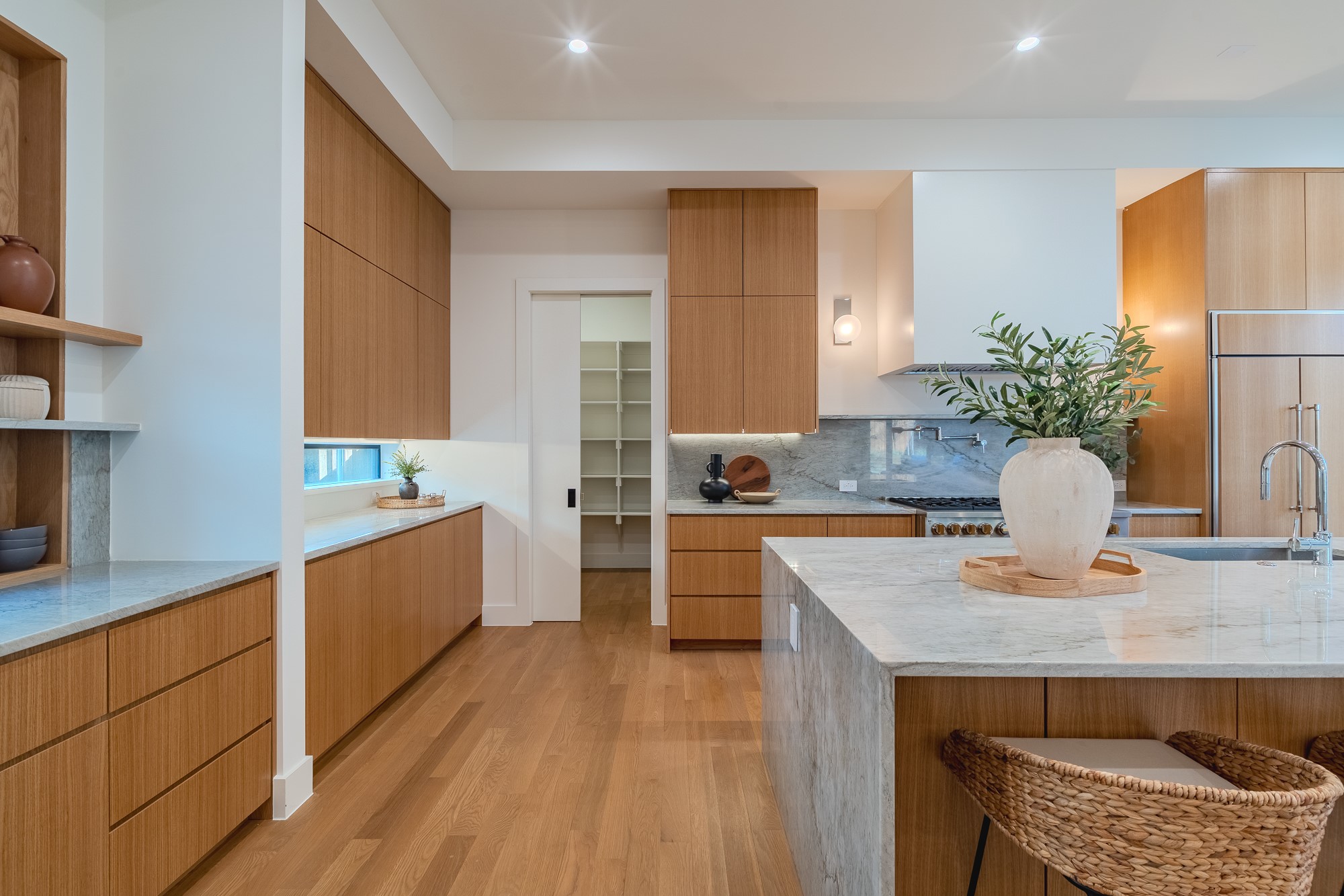 7319 Casa Loma Avenue