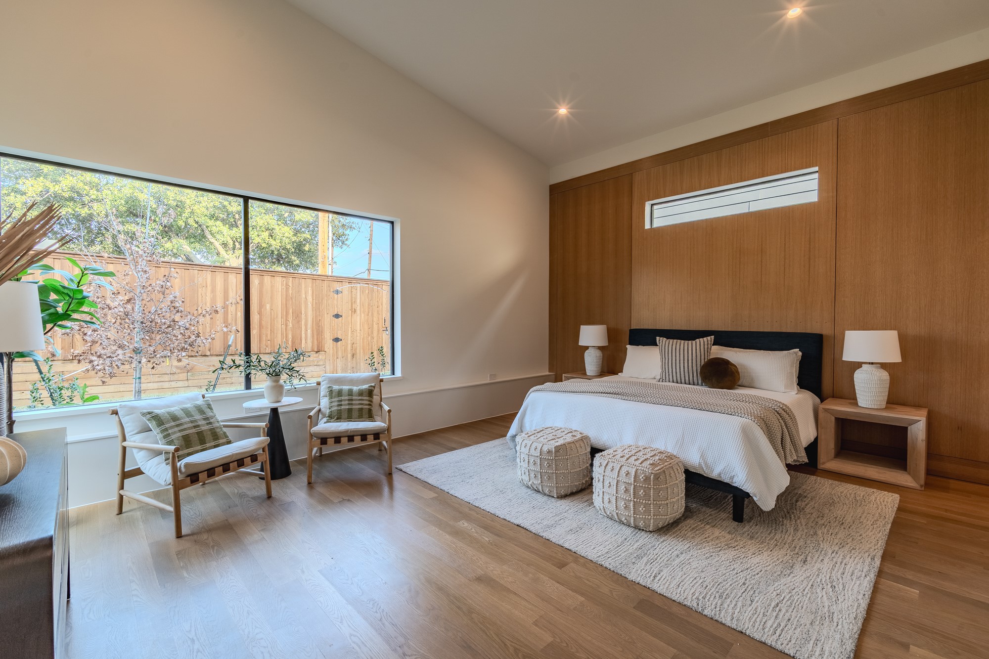 7319 Casa Loma Avenue