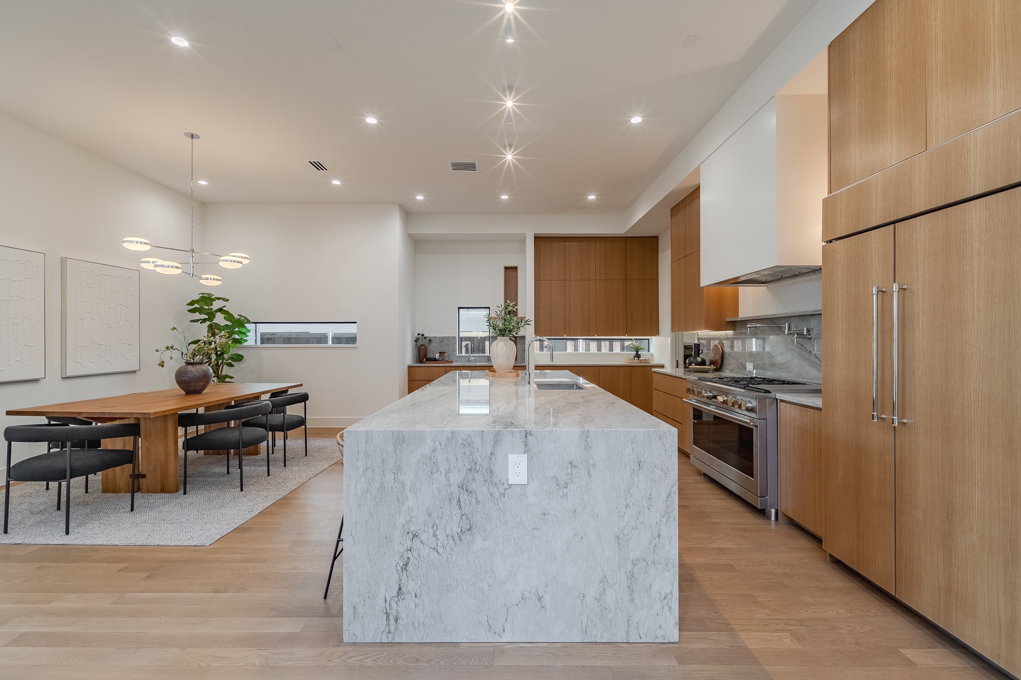 7319 Casa Loma Avenue