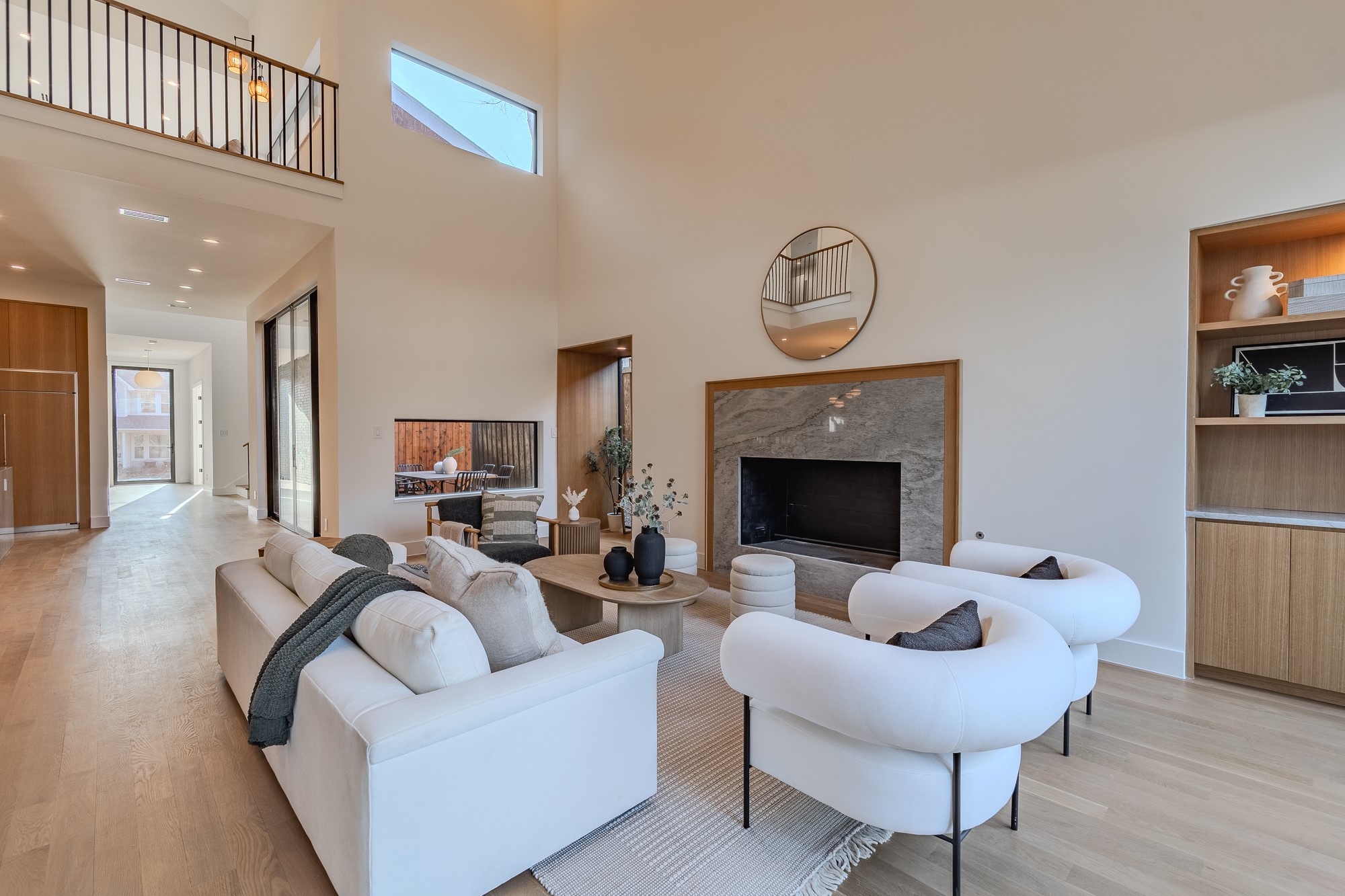 7319 Casa Loma Avenue