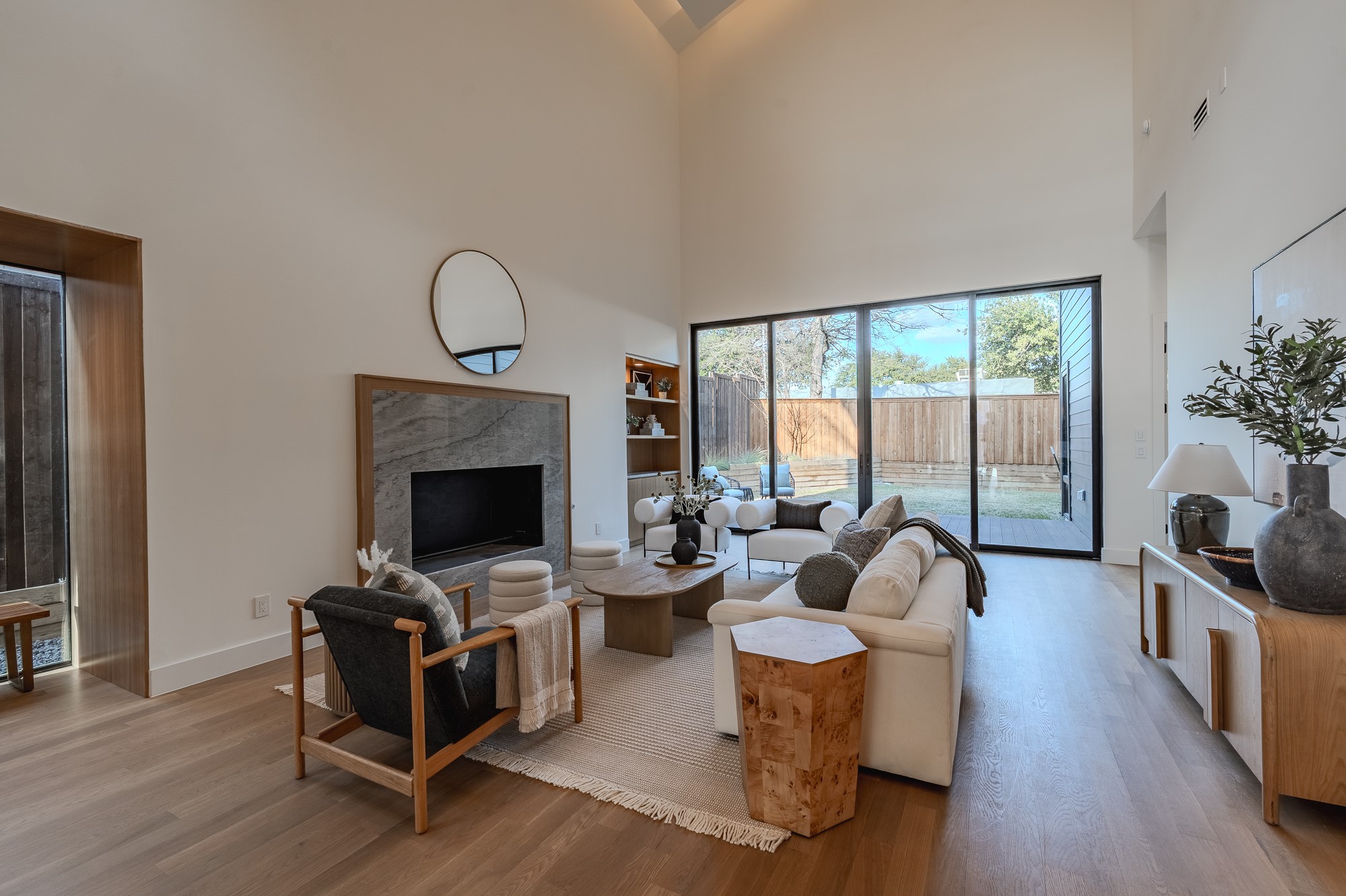 7319 Casa Loma Avenue