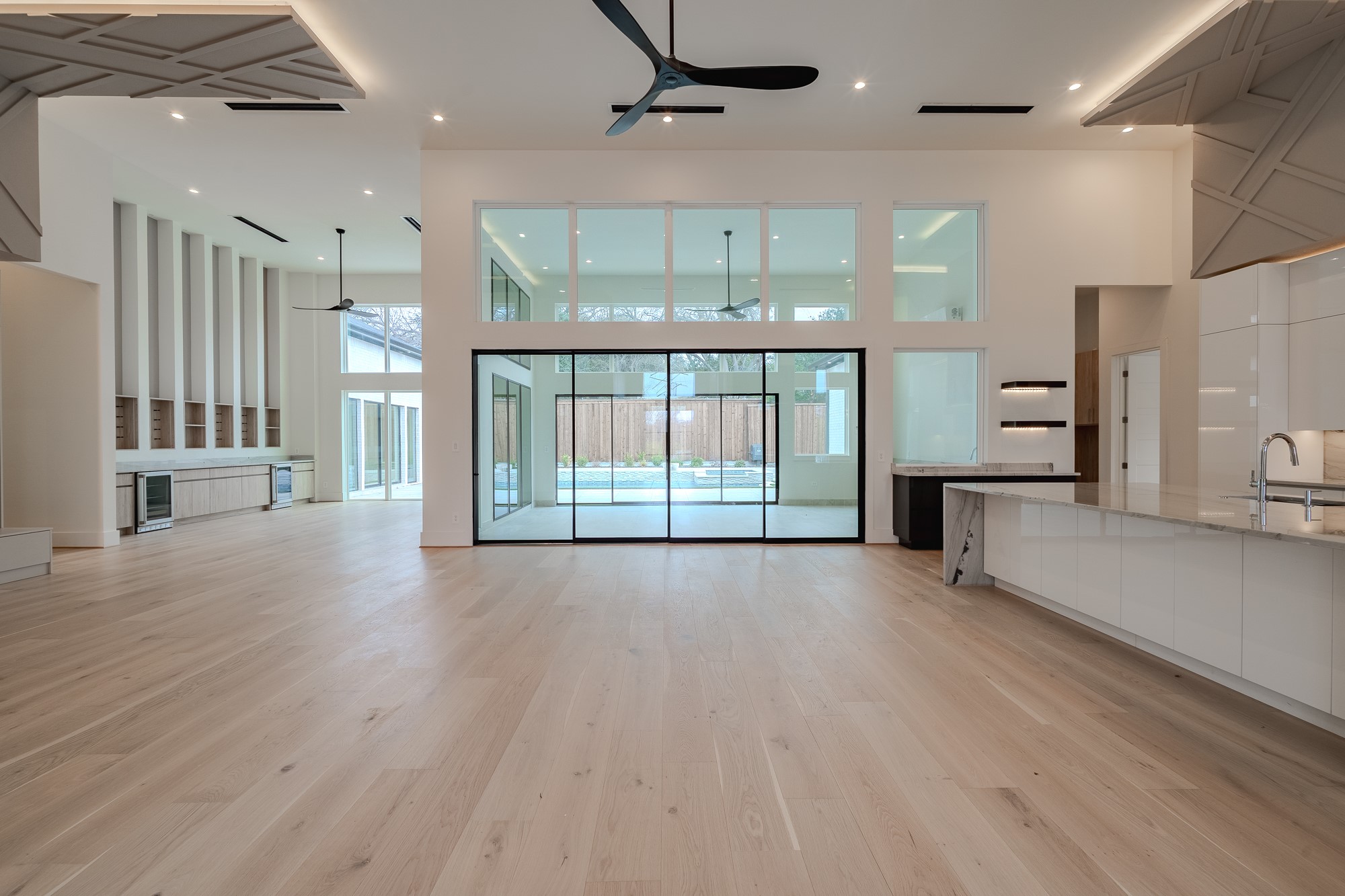 11314 Hillcrest Road