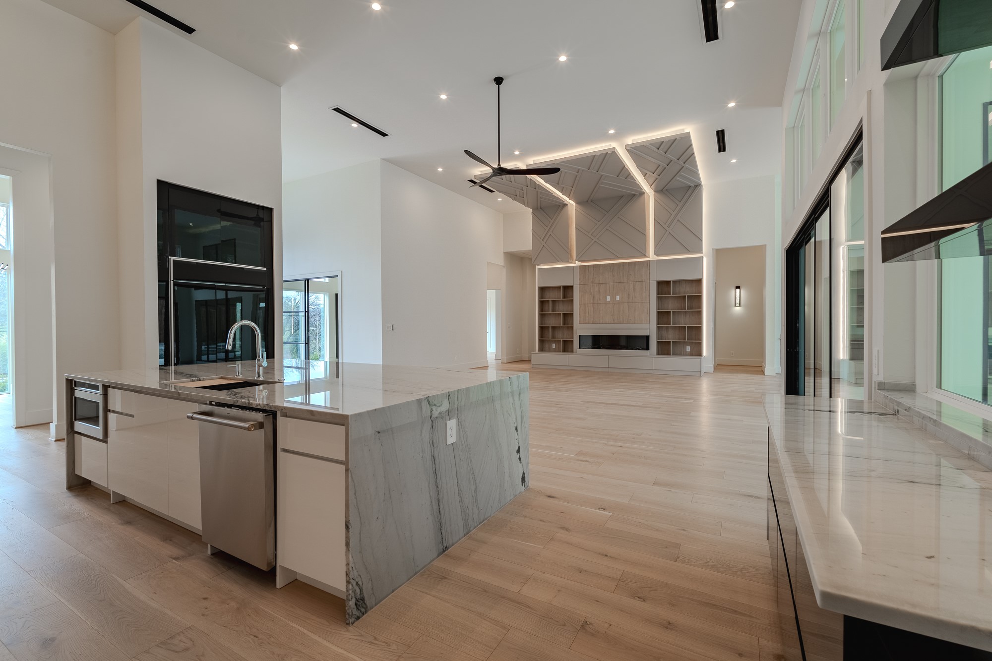 11314 Hillcrest Road