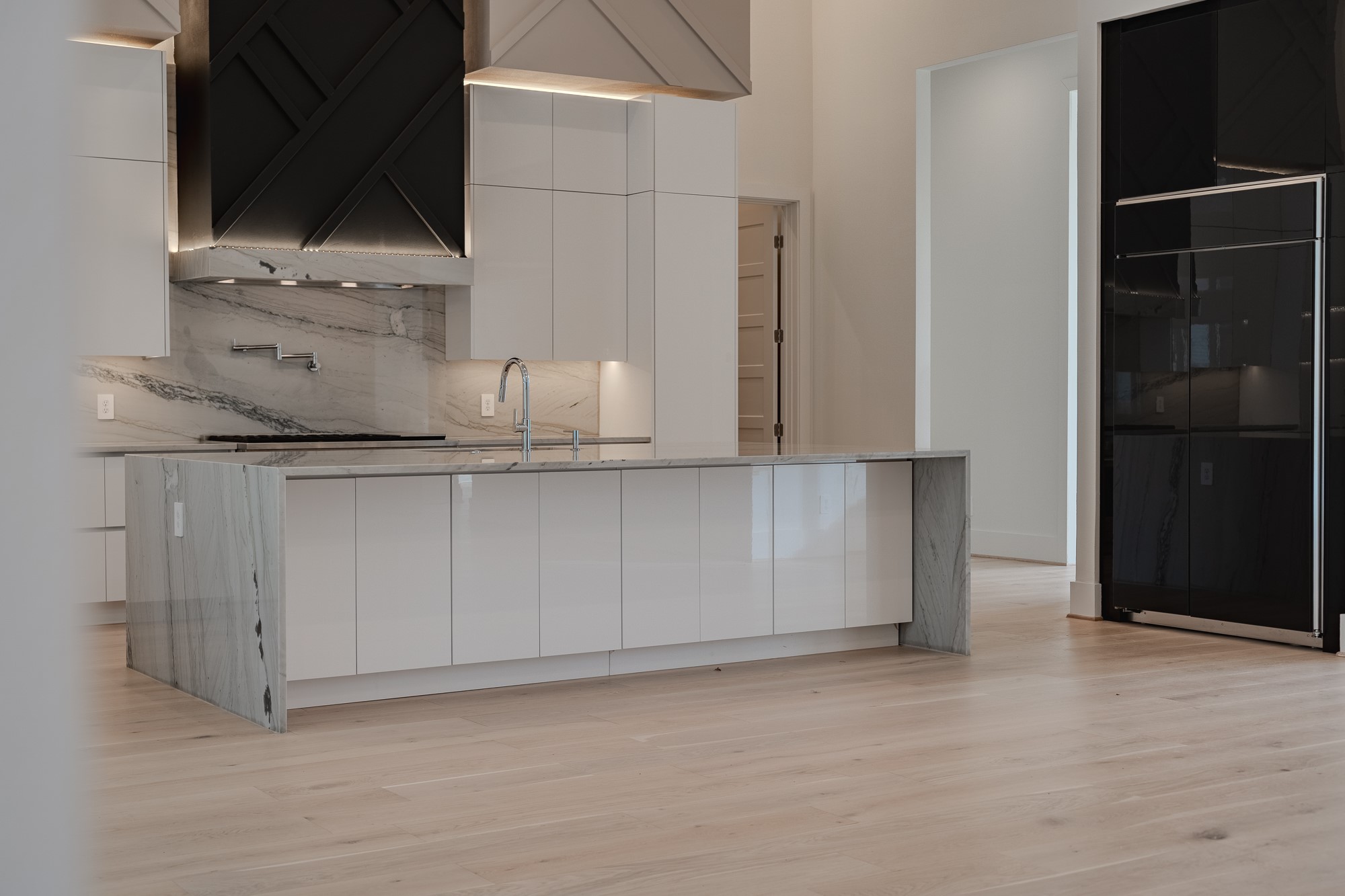 11314 Hillcrest Road