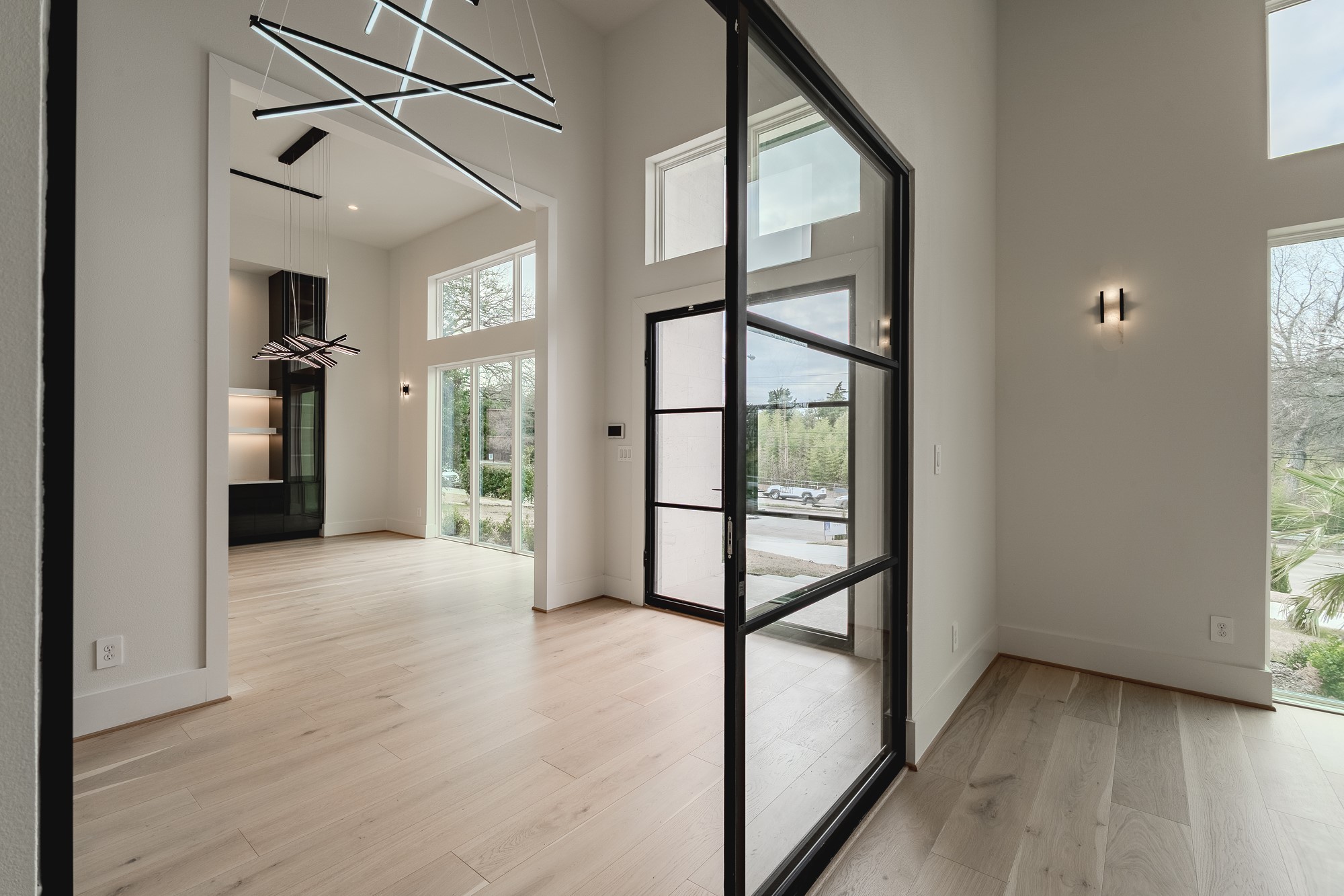 11314 Hillcrest Road