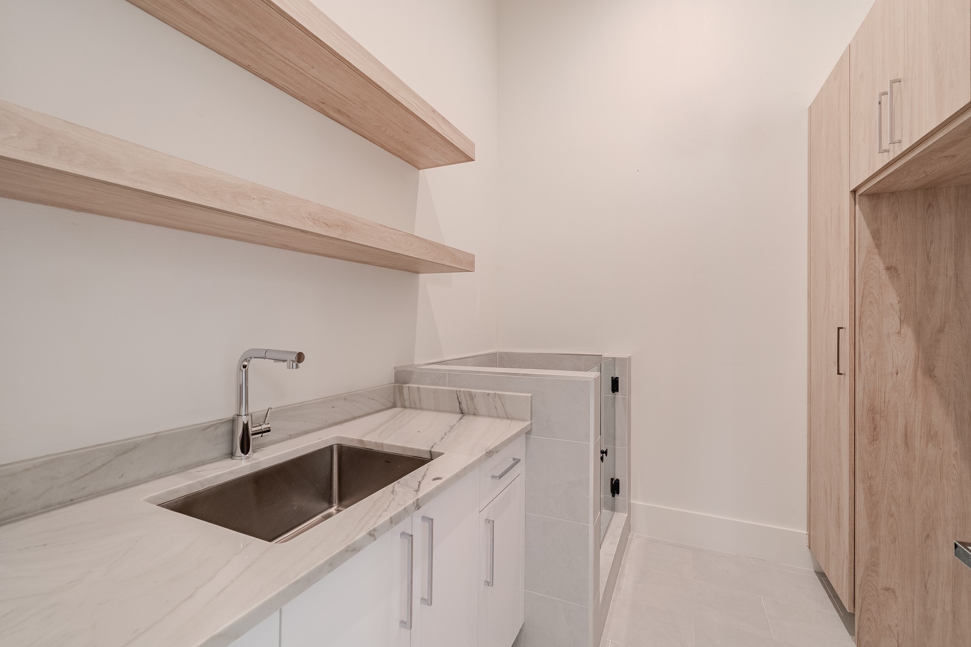 11314 Hillcrest Road