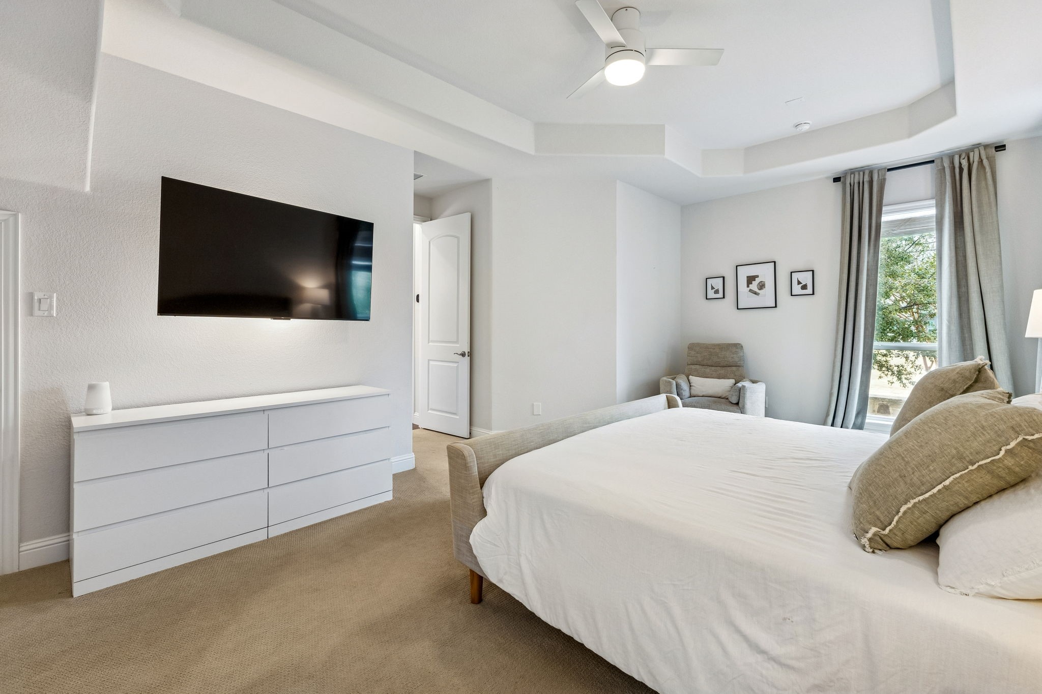 12620 Royal Oaks Lane