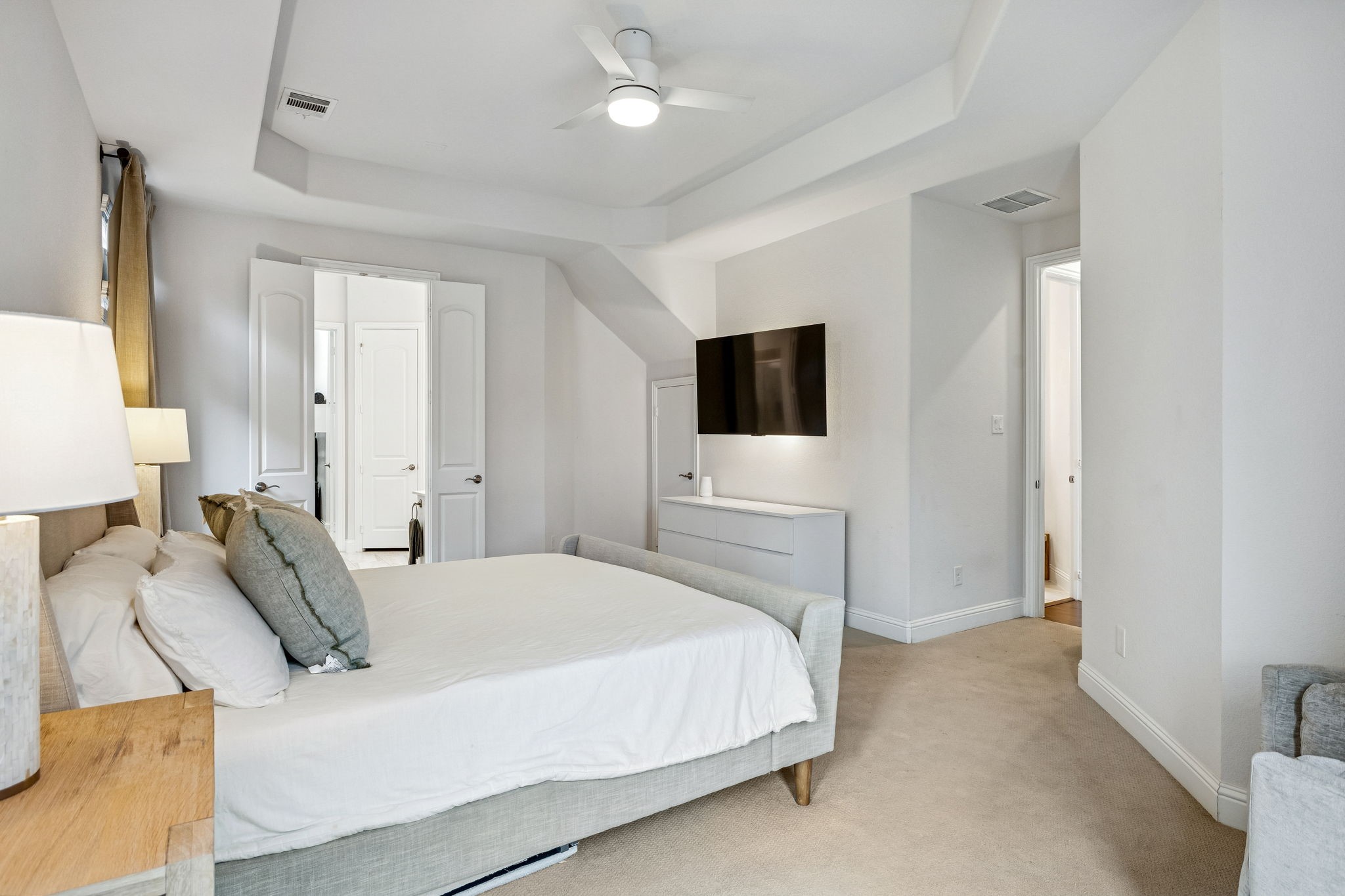 12620 Royal Oaks Lane