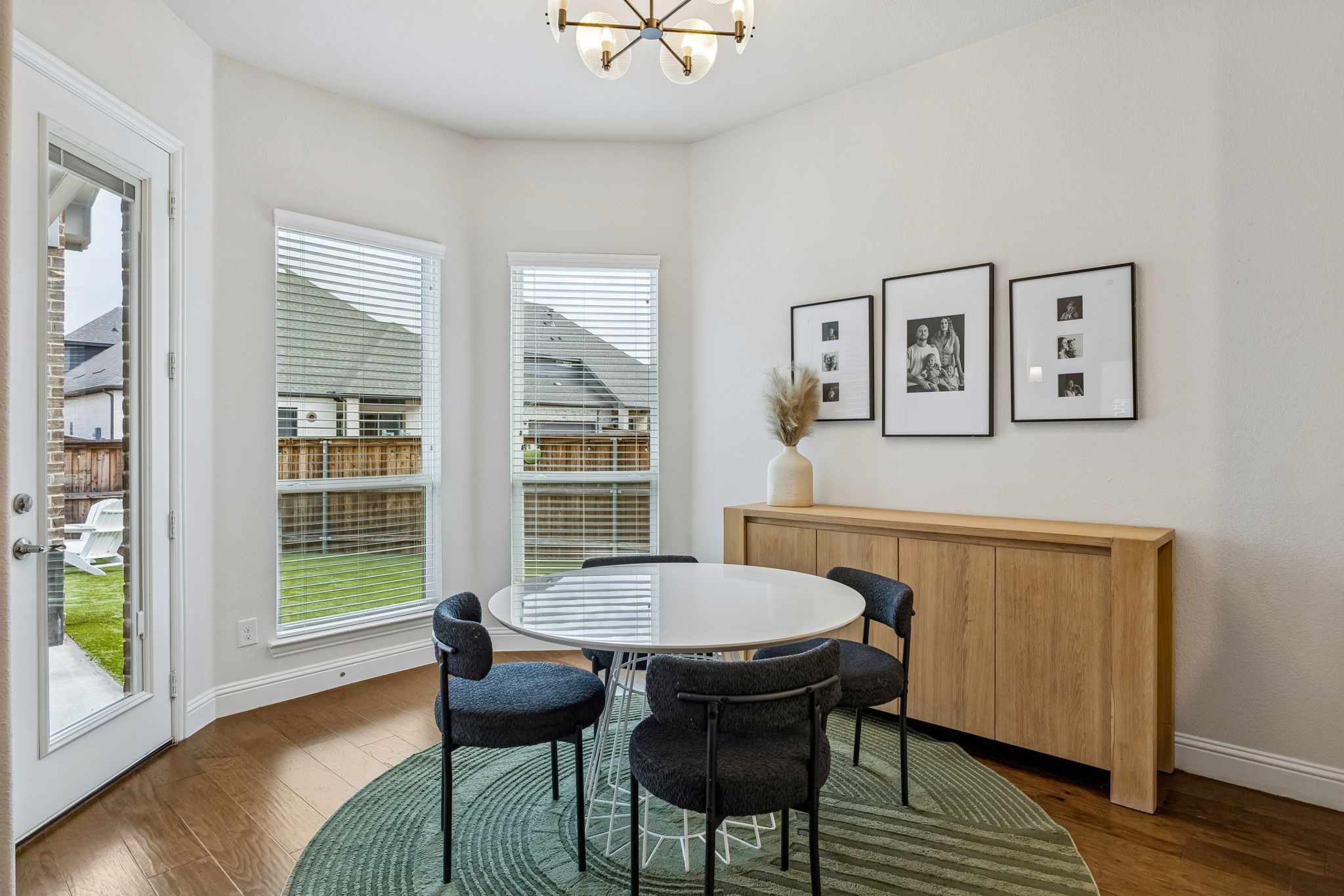 12620 Royal Oaks Lane