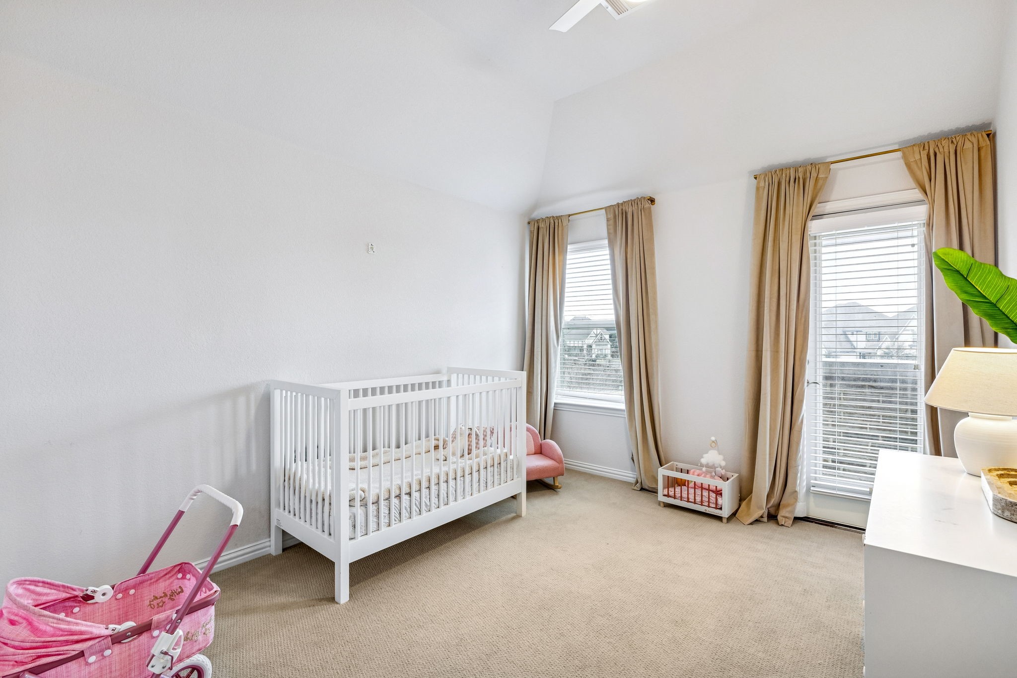 12620 Royal Oaks Lane