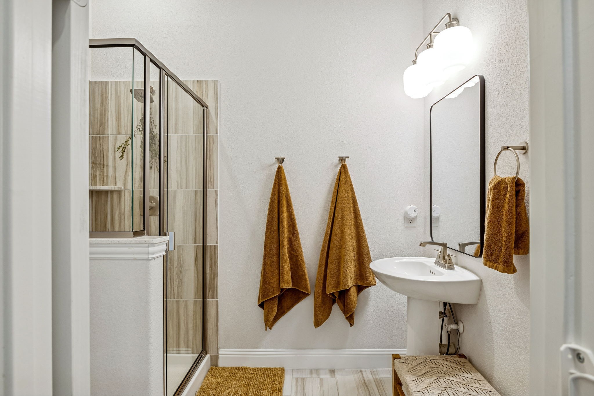 12620 Royal Oaks Lane