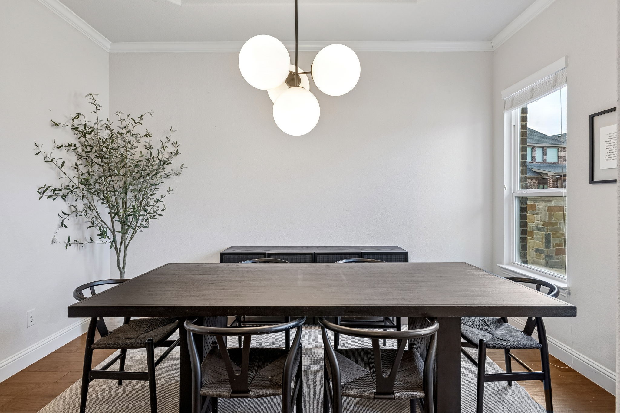 12620 Royal Oaks Lane