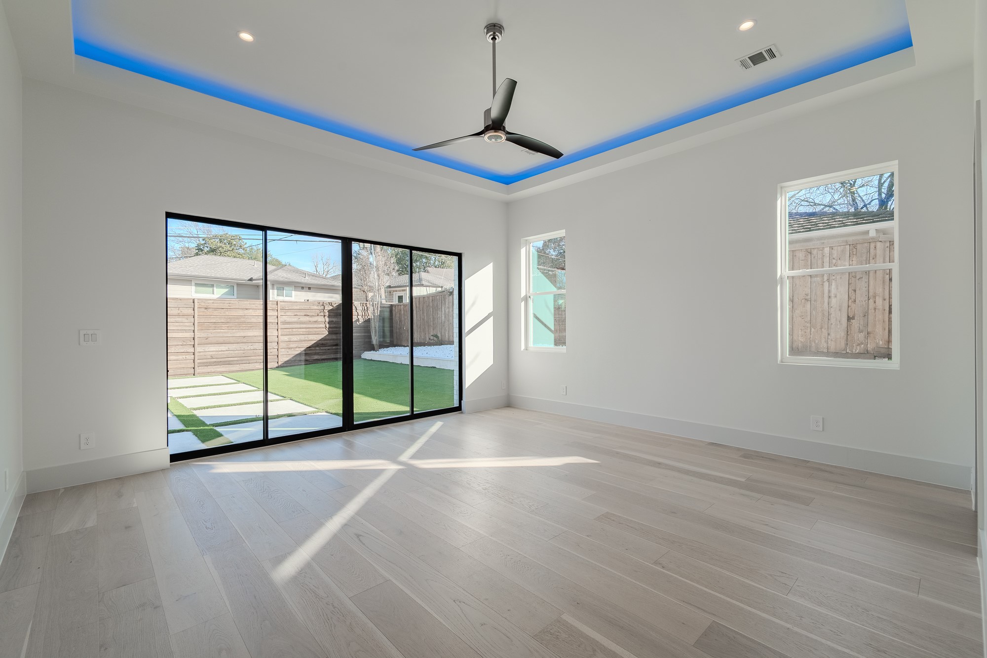 11232 Hillcrest Road