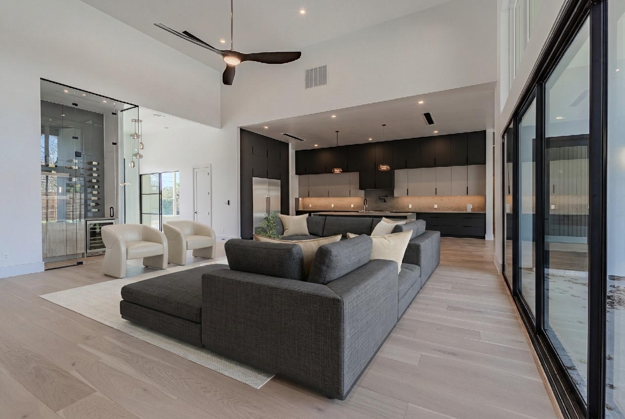 11232 Hillcrest Road