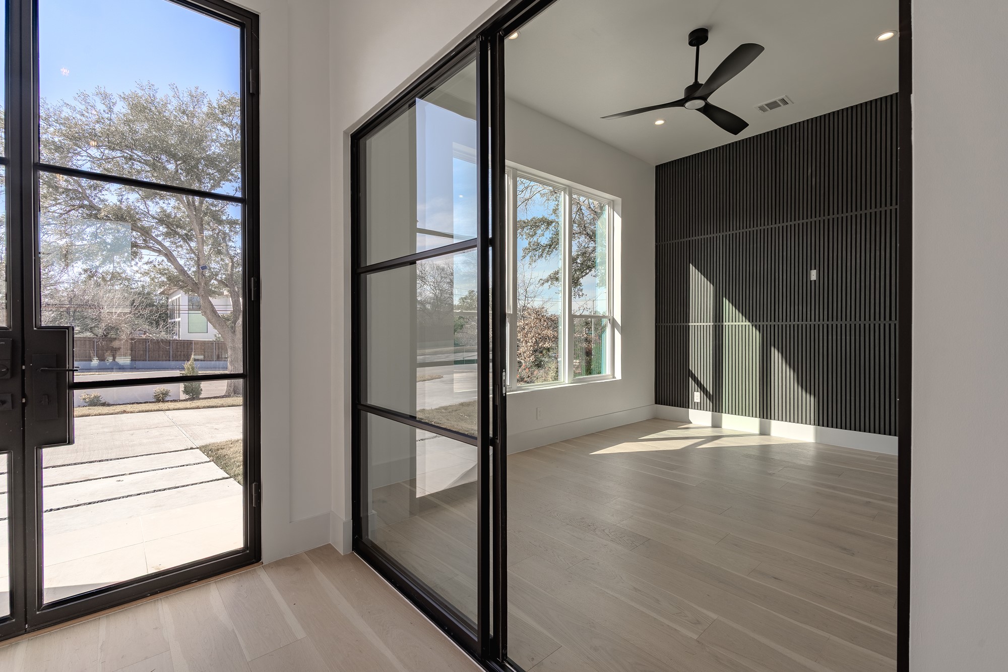 11232 Hillcrest Road