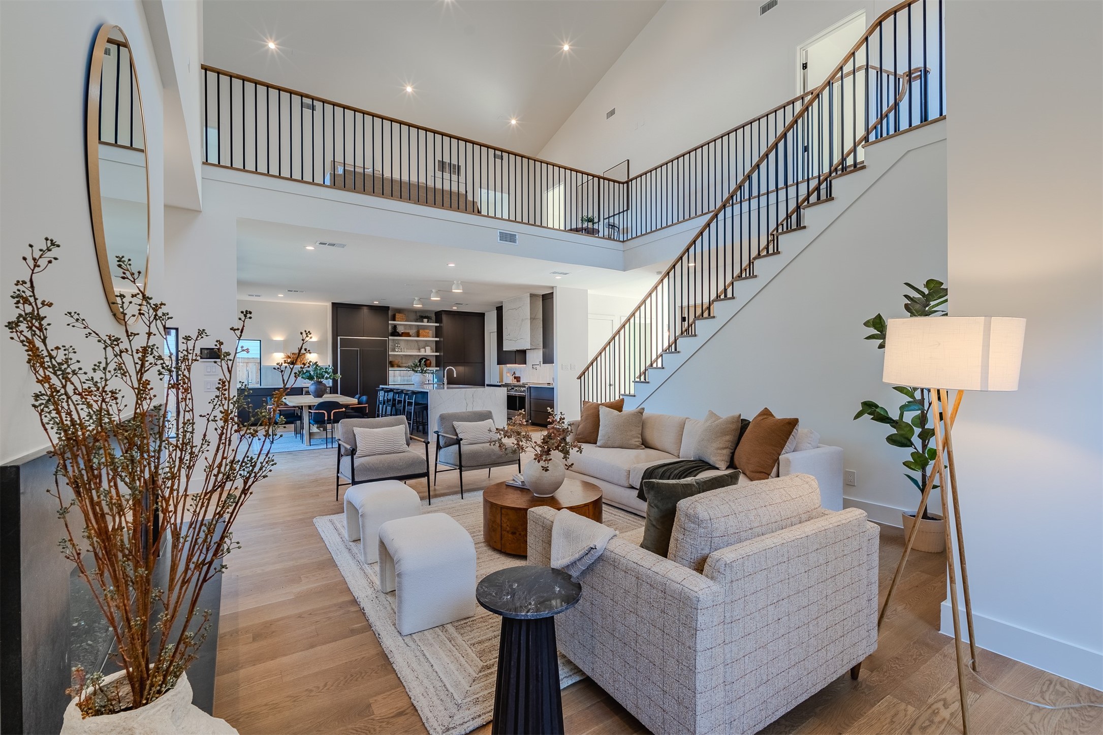 7115 Casa Loma Avenue